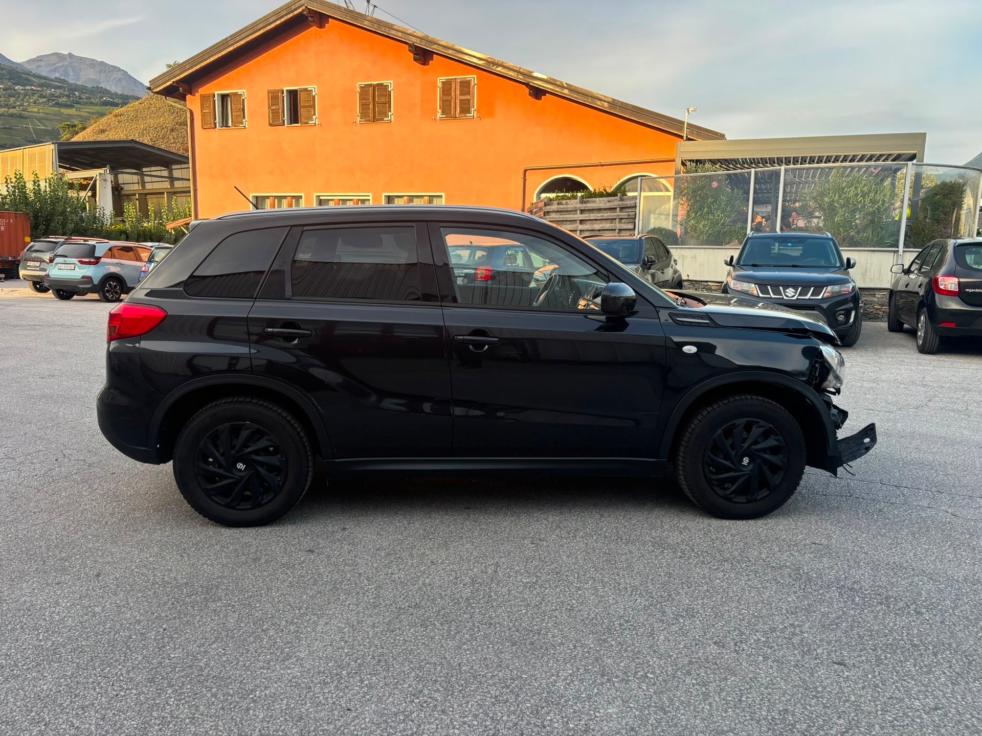 SUZUKI Vitara 1.6 Compact+-image-4
