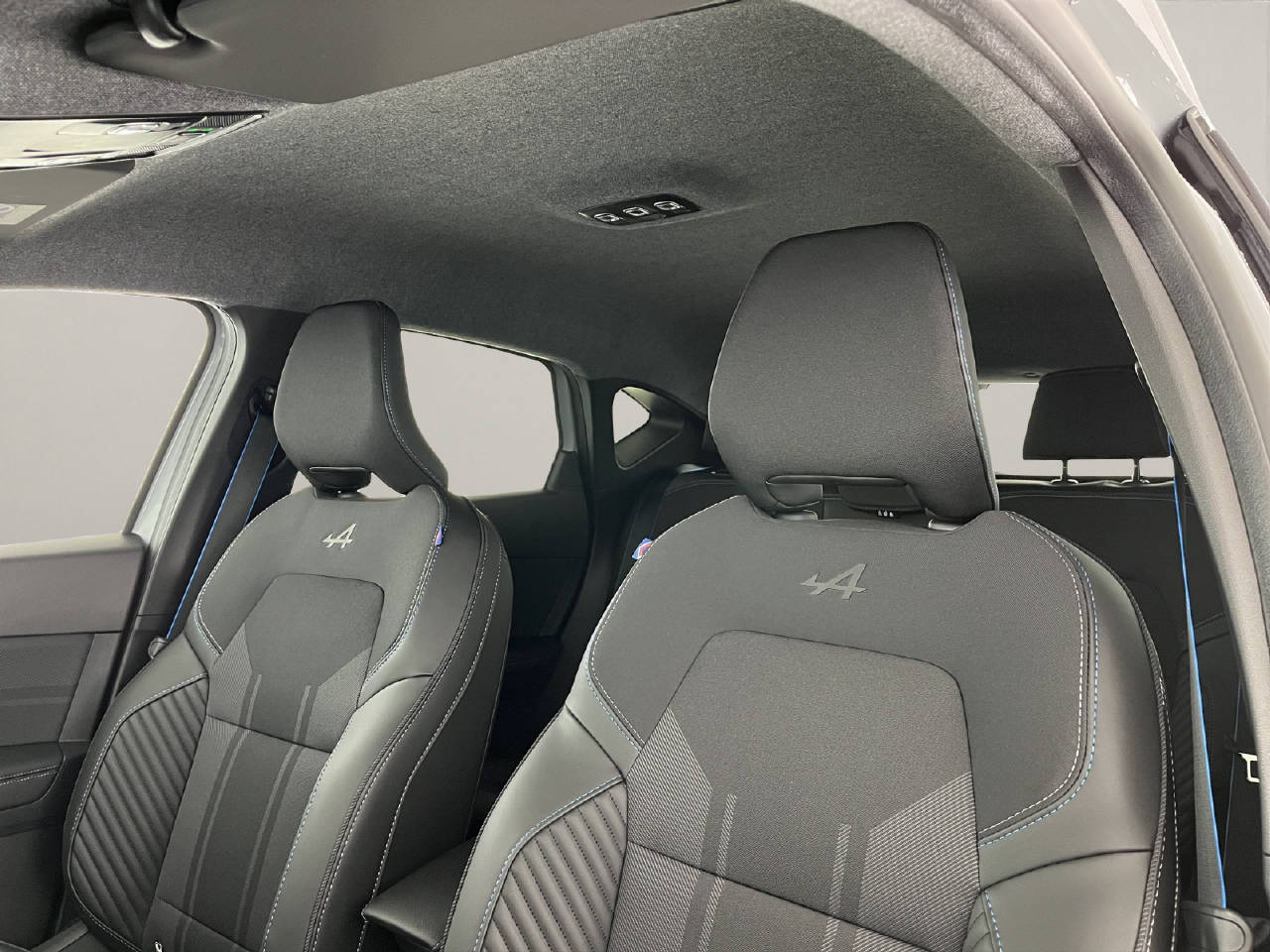 RENAULT Captur 1.8 E-Tech esprit Alpine-image-12