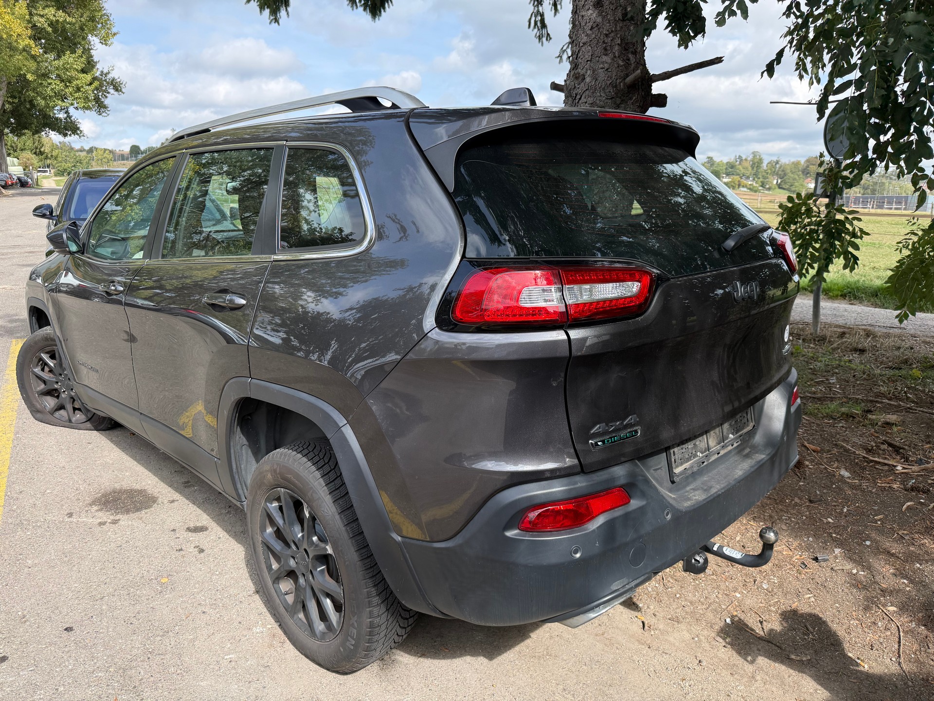 JEEP Cherokee 2.2TD Longitude AWD 9ATX-image-4