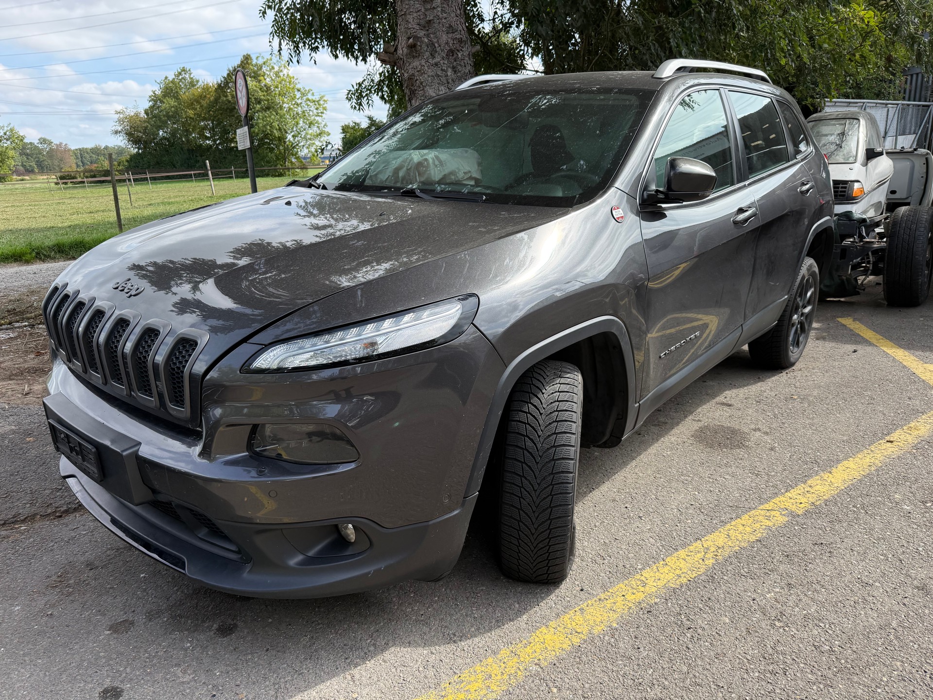 JEEP Cherokee 2.2TD Longitude AWD 9ATX-image-3