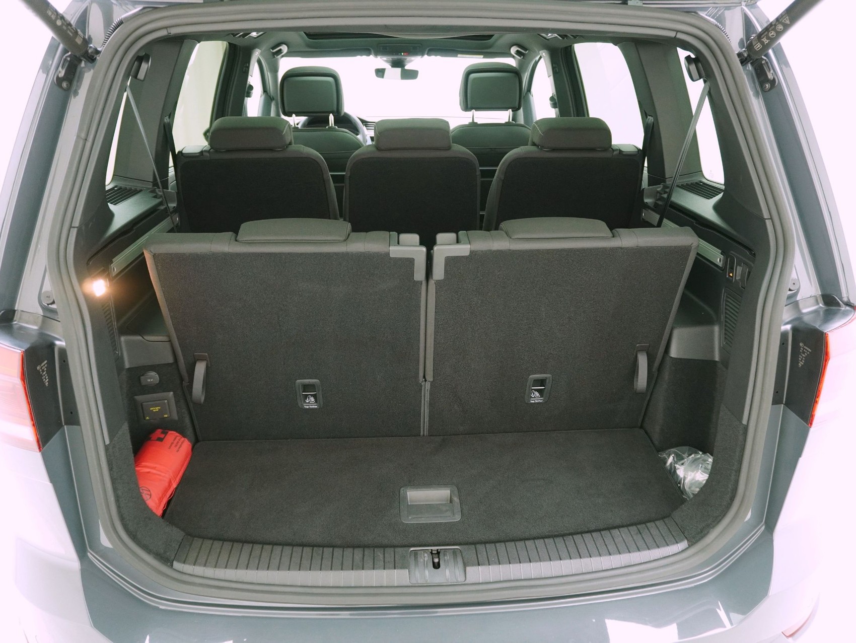 VW Touran 1.5 TSI DSG R-Line Black Style **VW Werksgarantie bis 12/2030**-image-15
