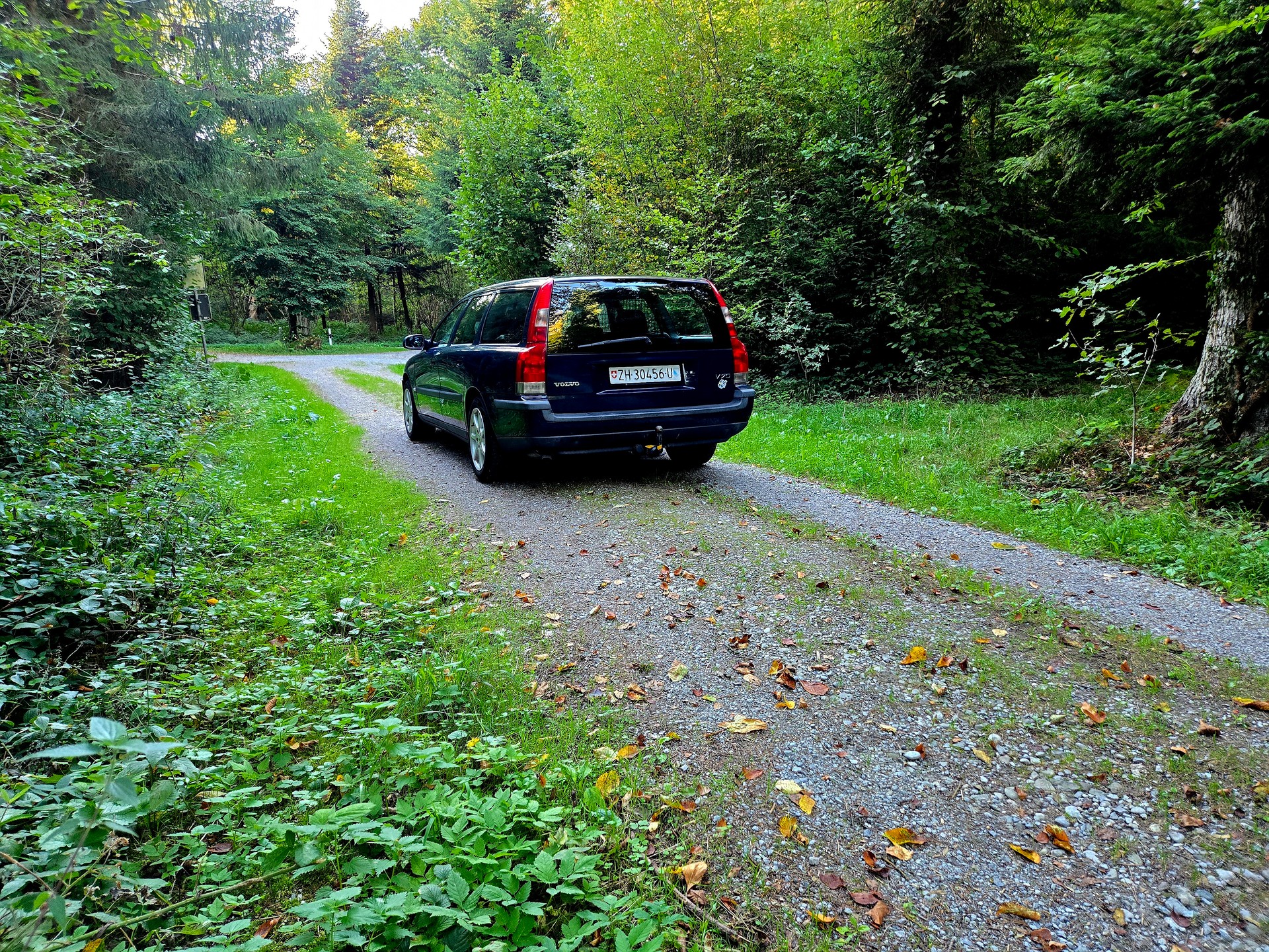 VOLVO V70 2.4T-image-10