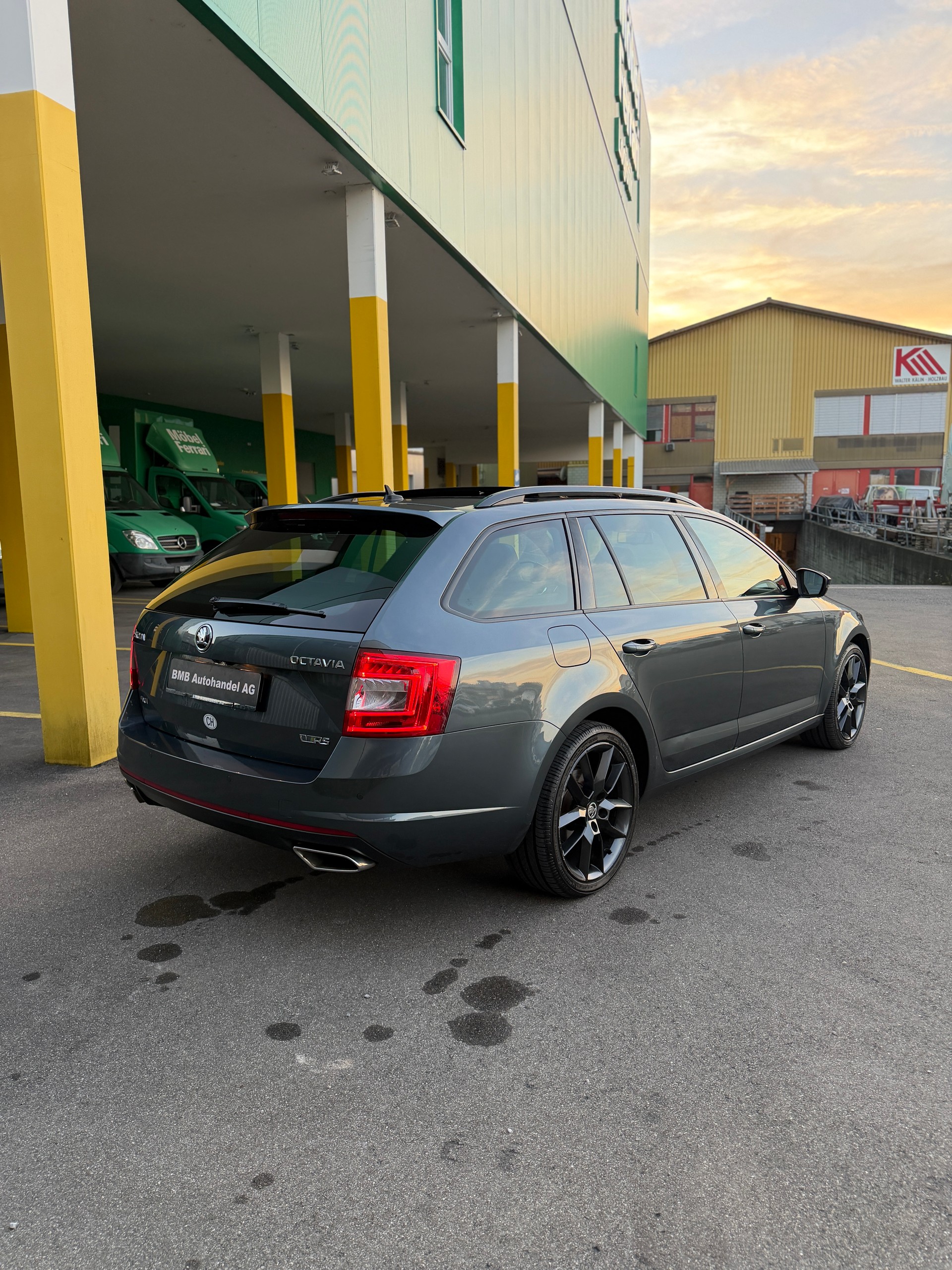SKODA Octavia Combi 2.0 TDI RS 4x4 DSG-image-6