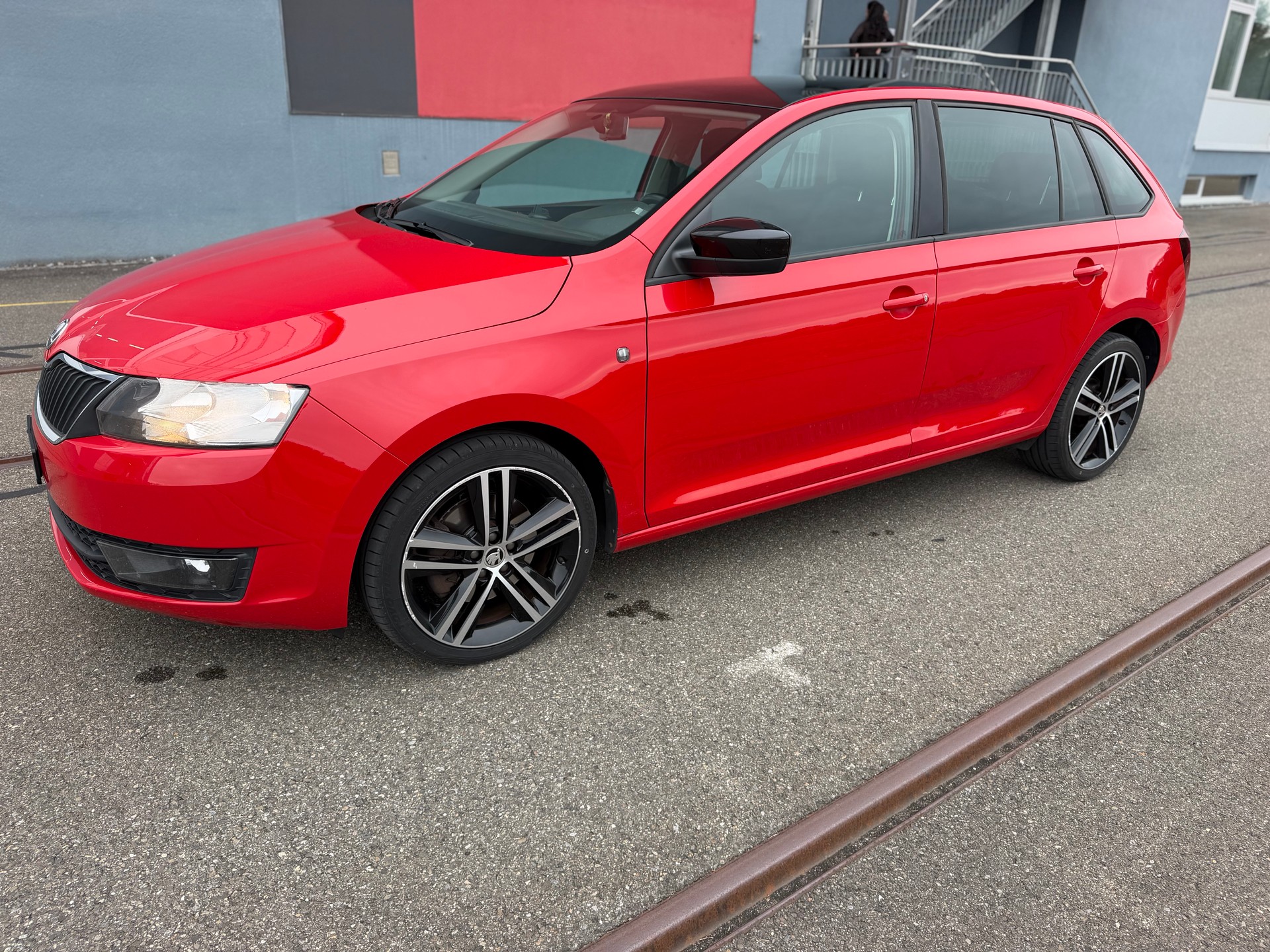 SKODA Rapid Spaceback 1.4 TSI Ambition DSG-image-17