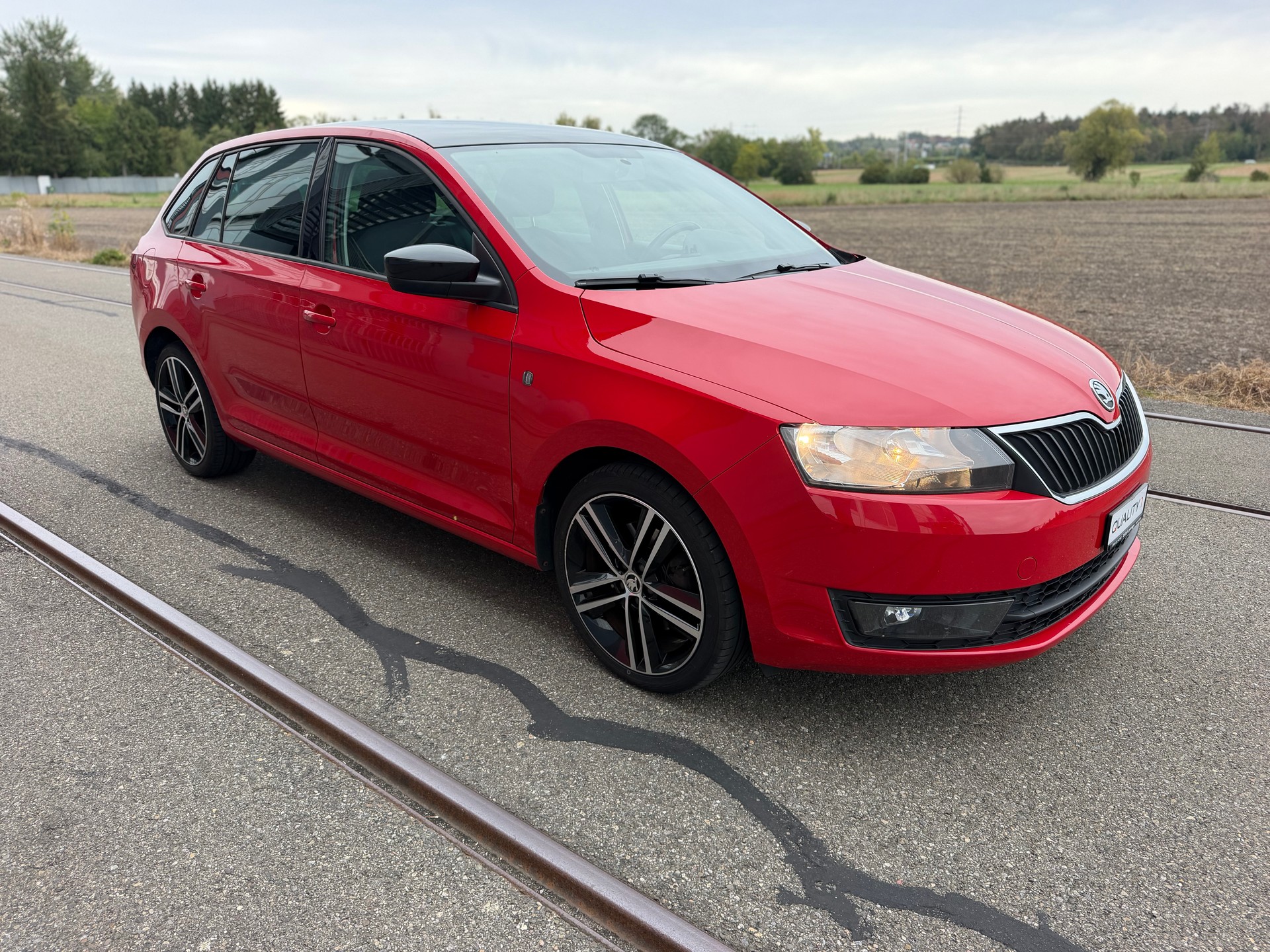 SKODA Rapid Spaceback 1.4 TSI Ambition DSG-image-2