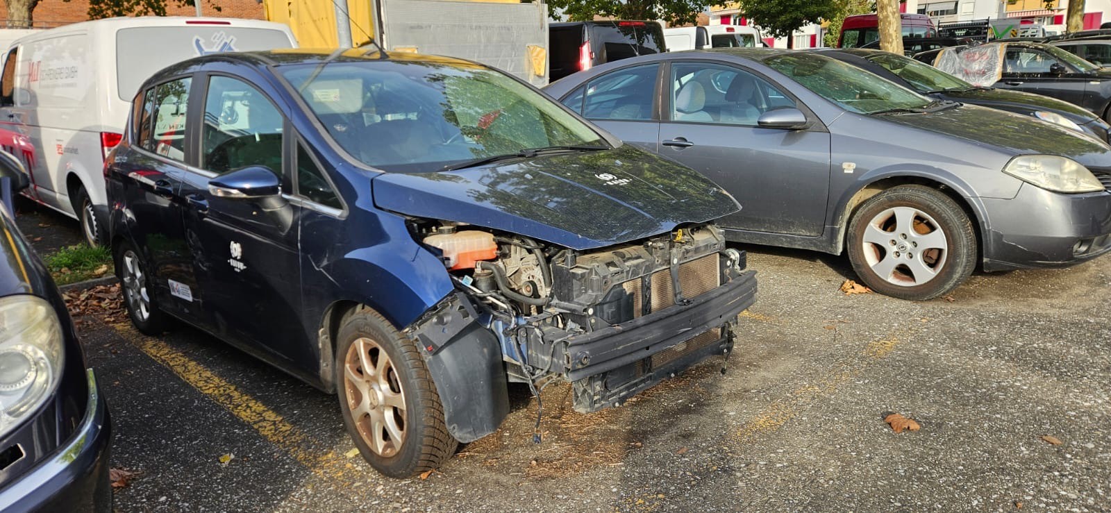FORD B-Max 1.6 Ti-VCT Trend PowerShift-image-8