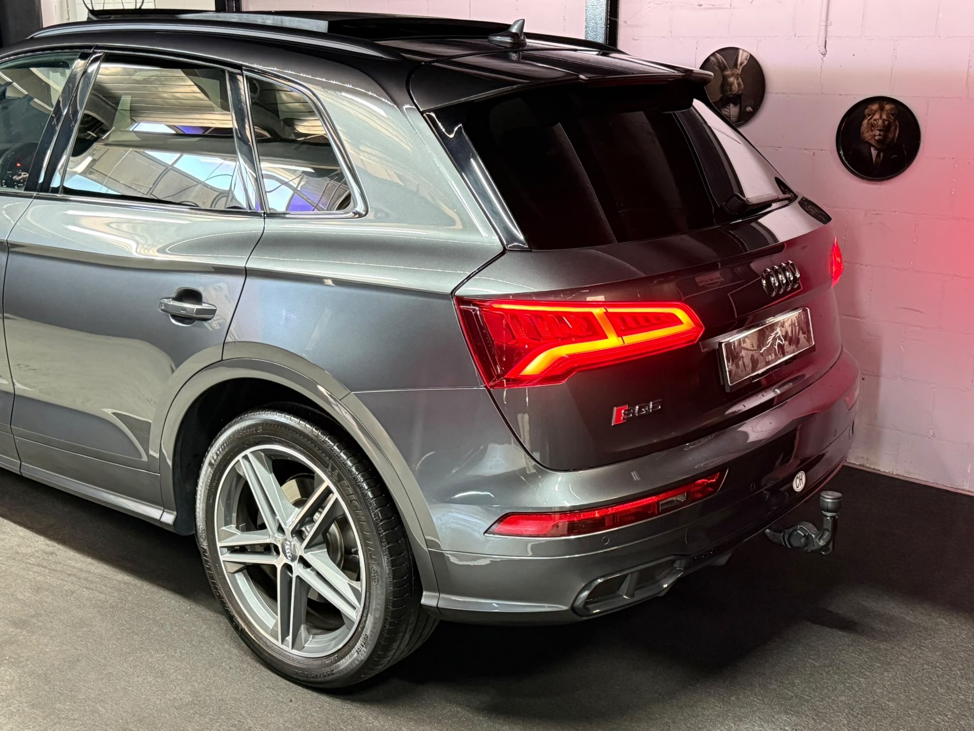 AUDI SQ5 3.0 TFSI quattro S-tronic-image-6