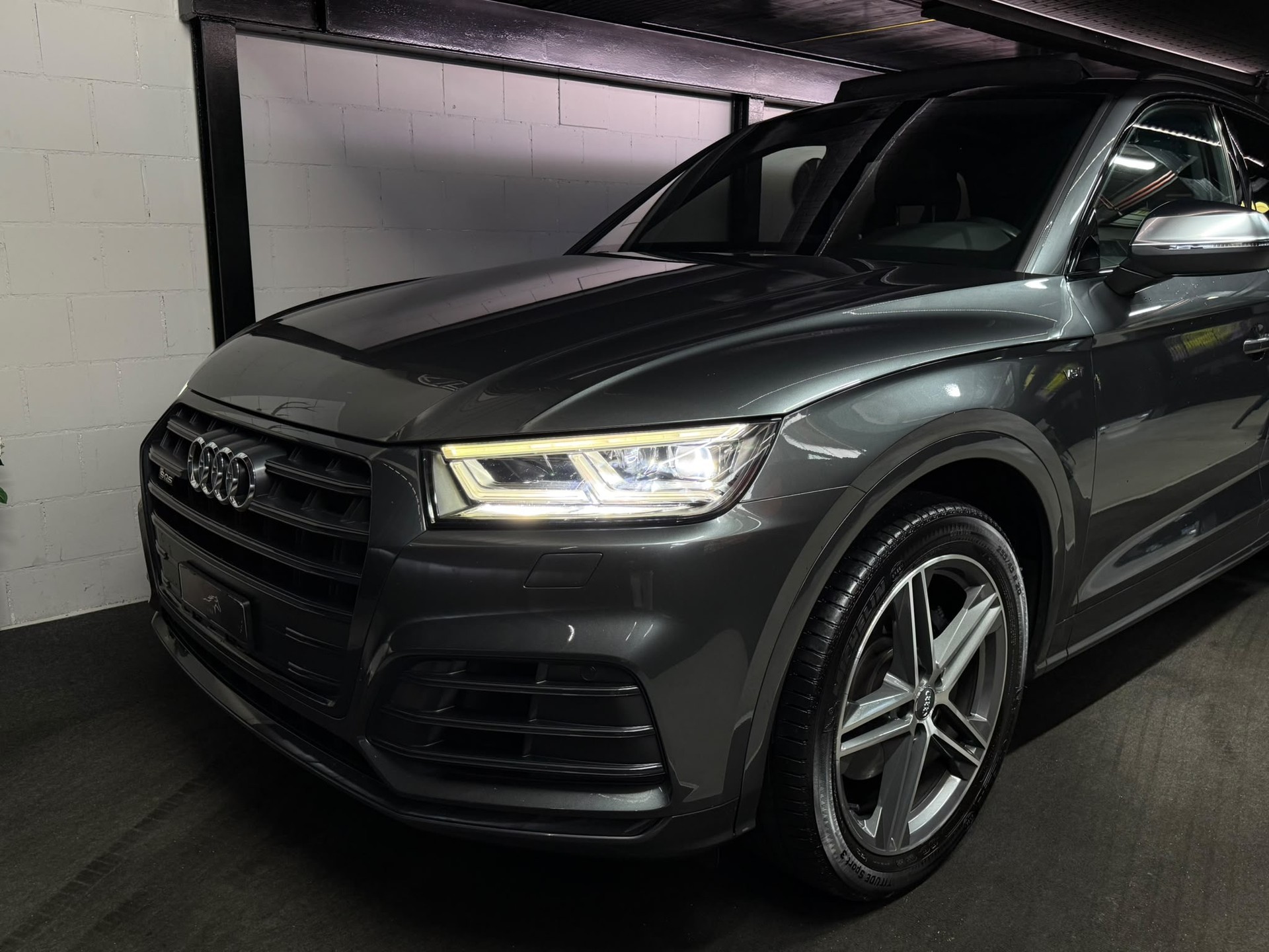 AUDI SQ5 3.0 TFSI quattro S-tronic-image-1