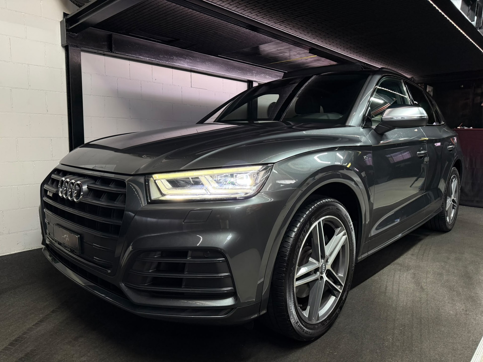 AUDI SQ5 3.0 TFSI quattro S-tronic-image-2