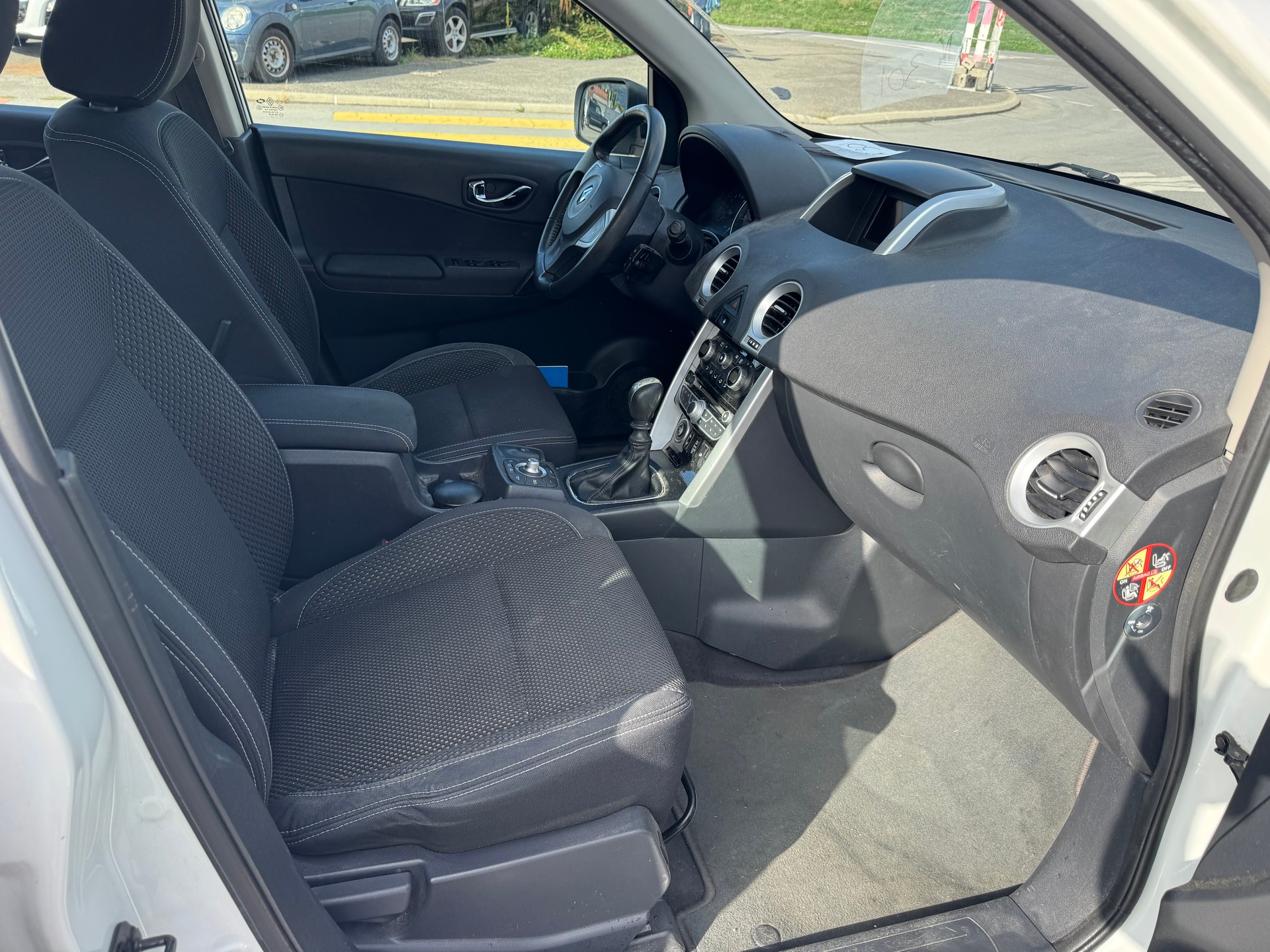 RENAULT Koleos 2.5 Dynamique 4x4-image-9