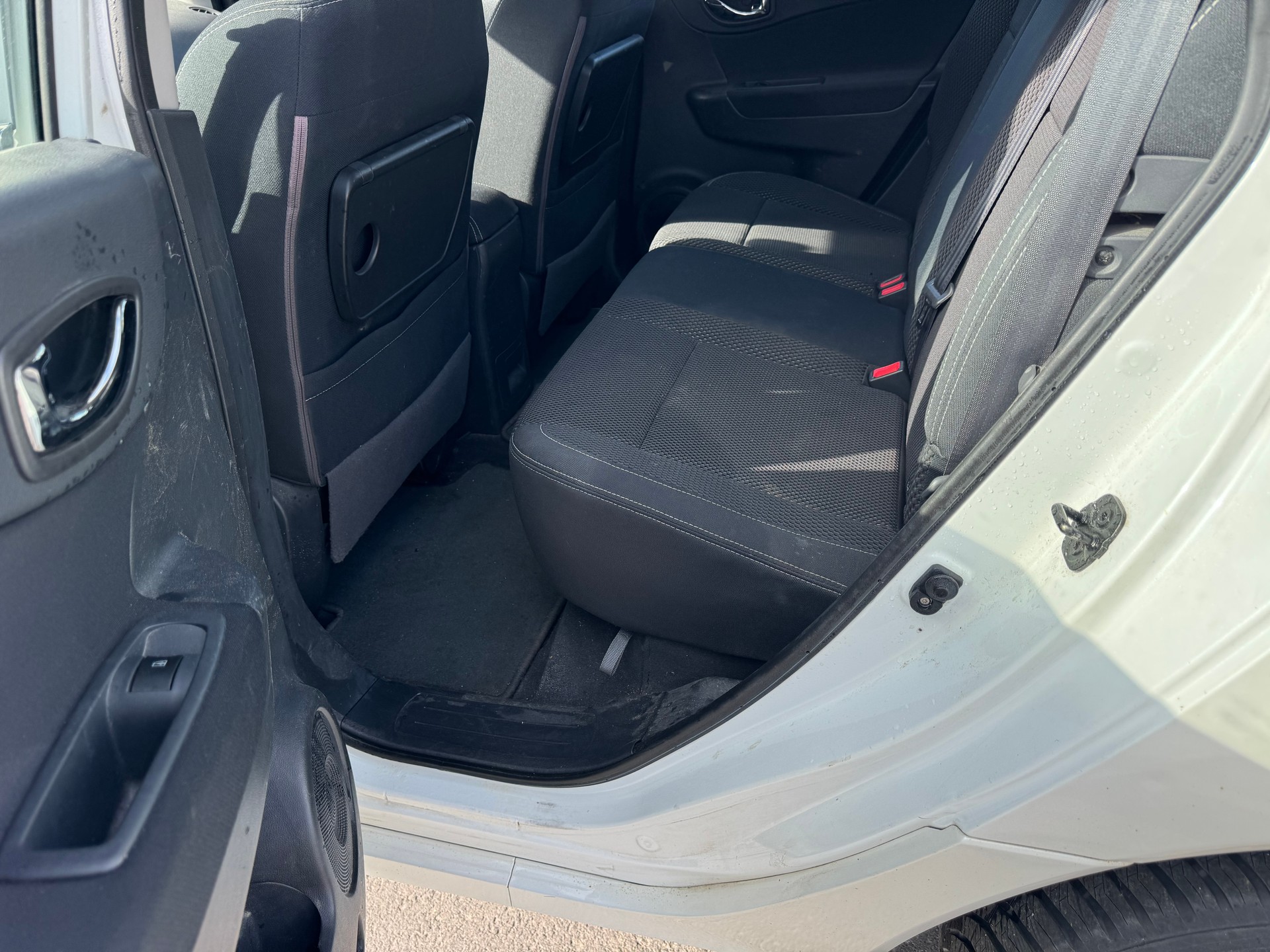 RENAULT Koleos 2.5 Dynamique 4x4-image-6