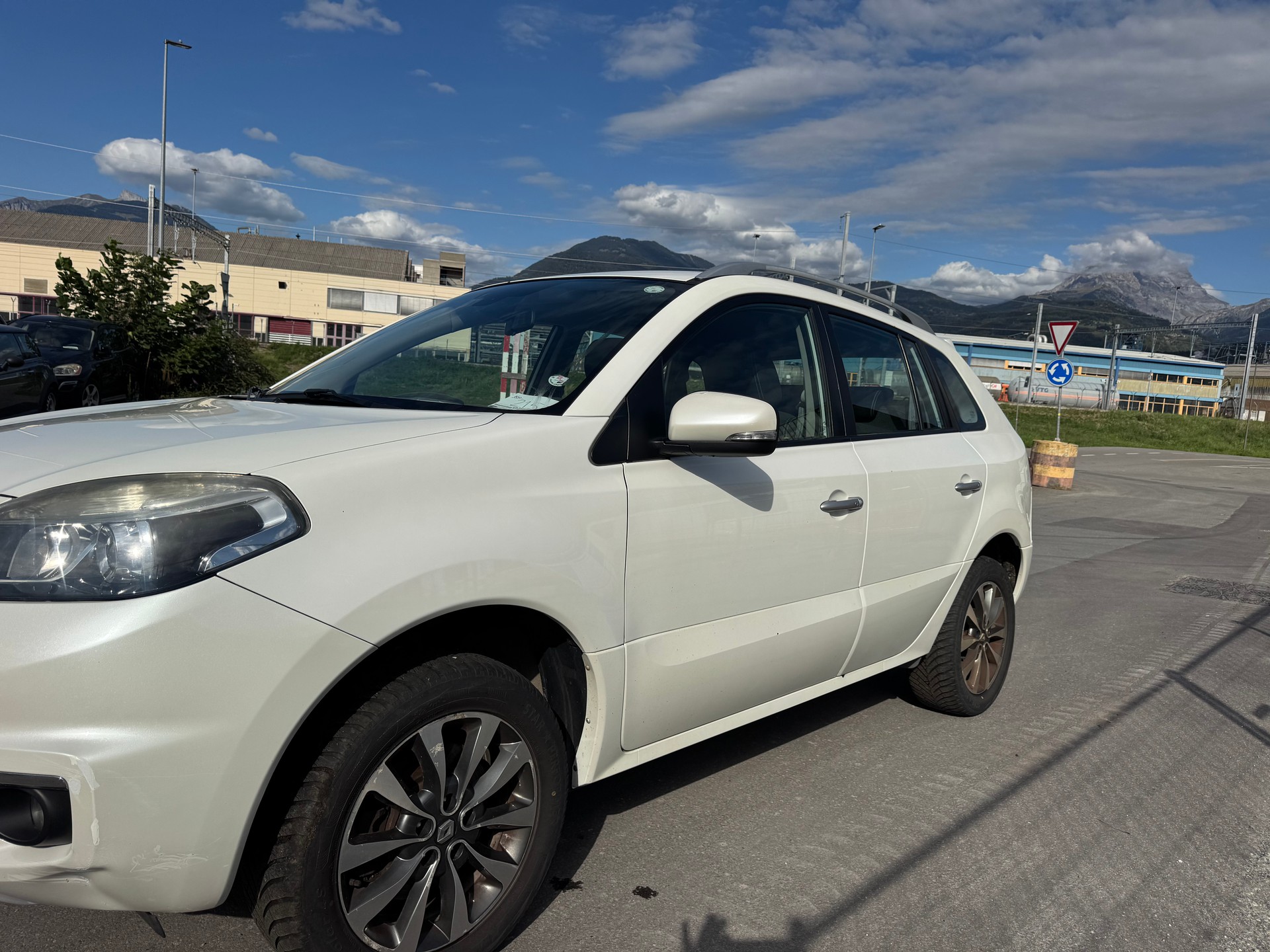 RENAULT Koleos 2.5 Dynamique 4x4-image-3