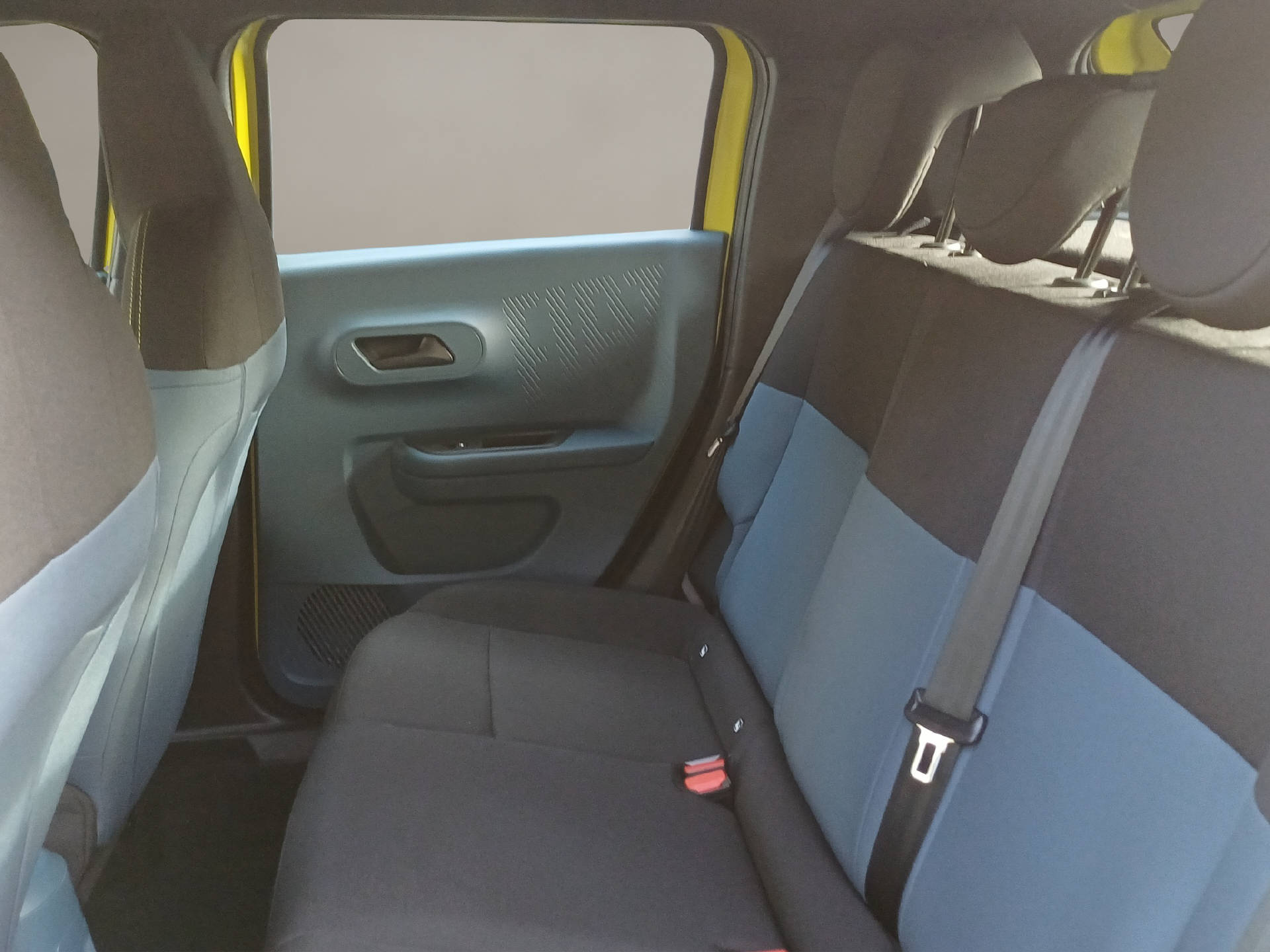 FIAT Grande Panda 1.2 Hybrid Icon-image-11