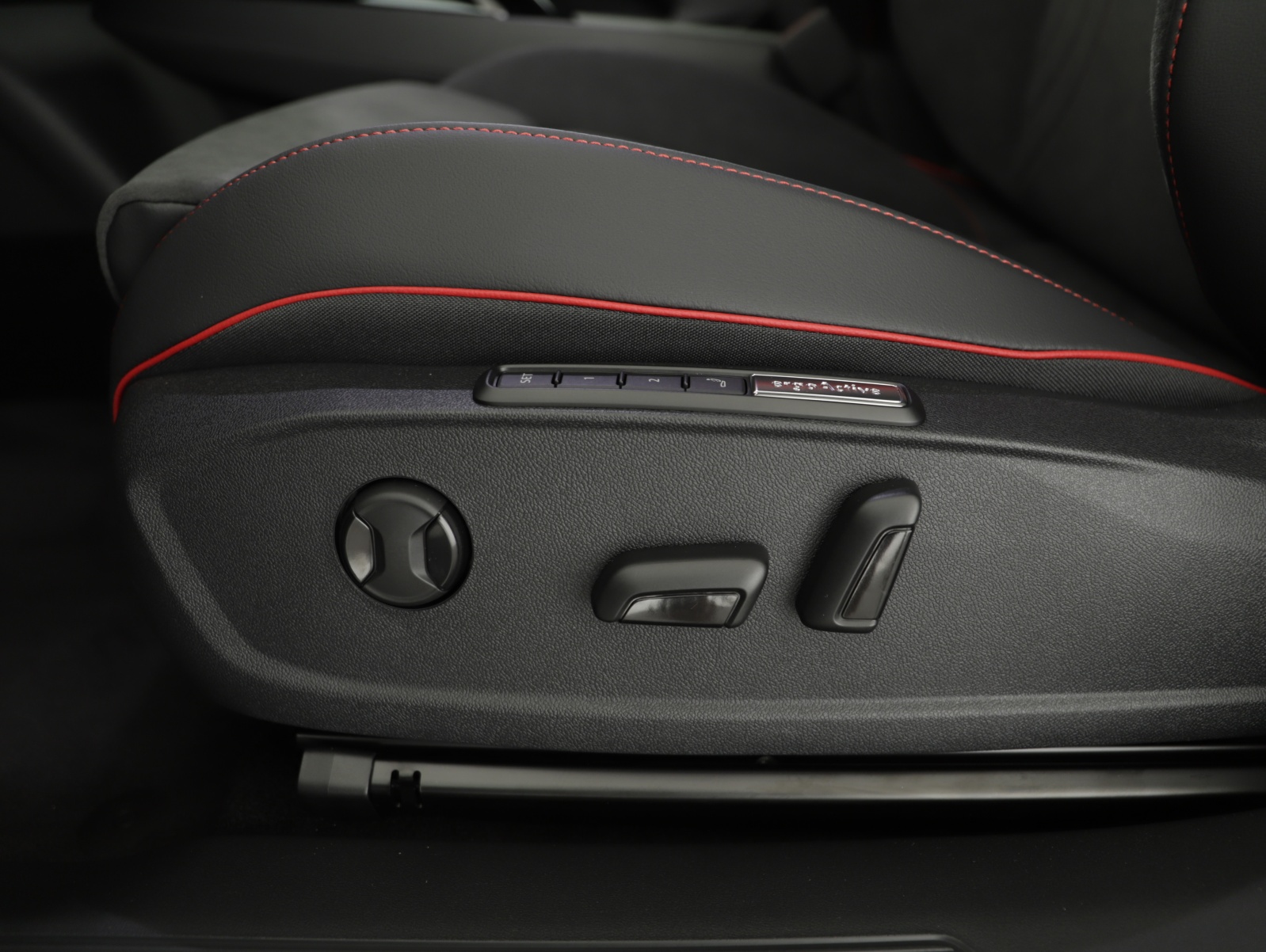 VW ID.4 GTX 77 kWh 4Motion Business-image-13