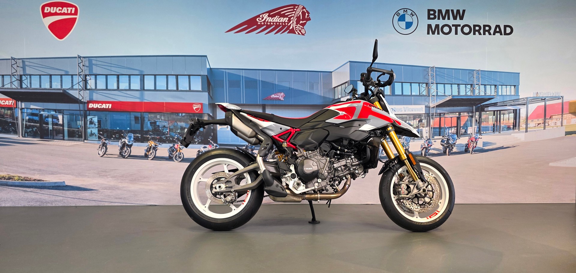 DUCATI Hypermotard V2 SP-image-5