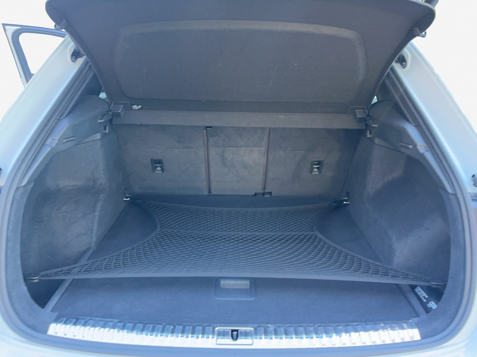 AUDI Q3 35 TFSI S line Attraction S-tronic-image-12