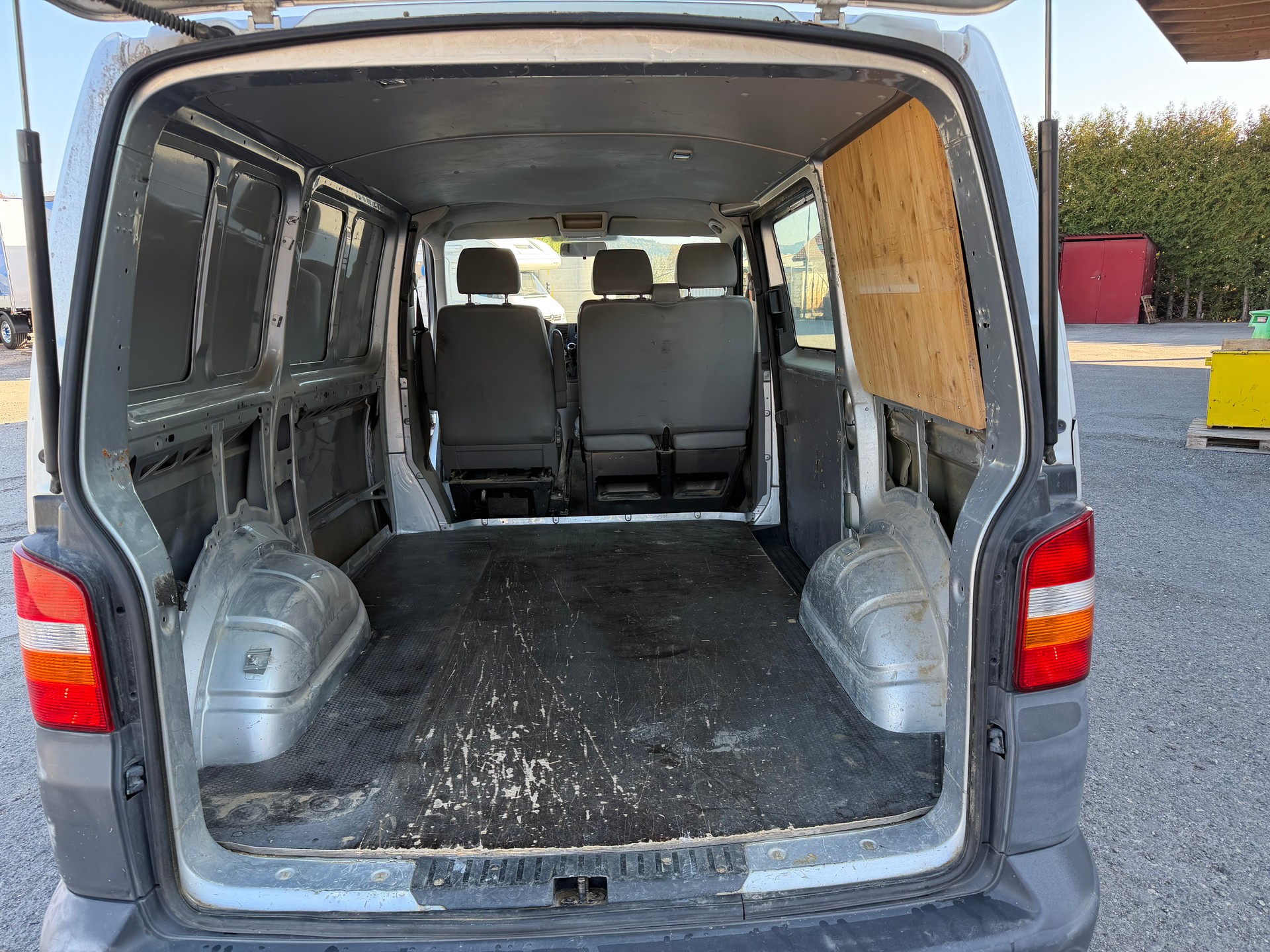 VW T5 2.5 TDI PD 4MOTION-image-8