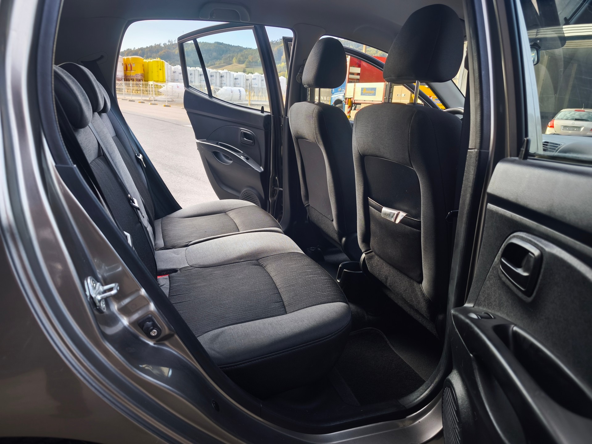 KIA Picanto 1.1 Trend-image-7