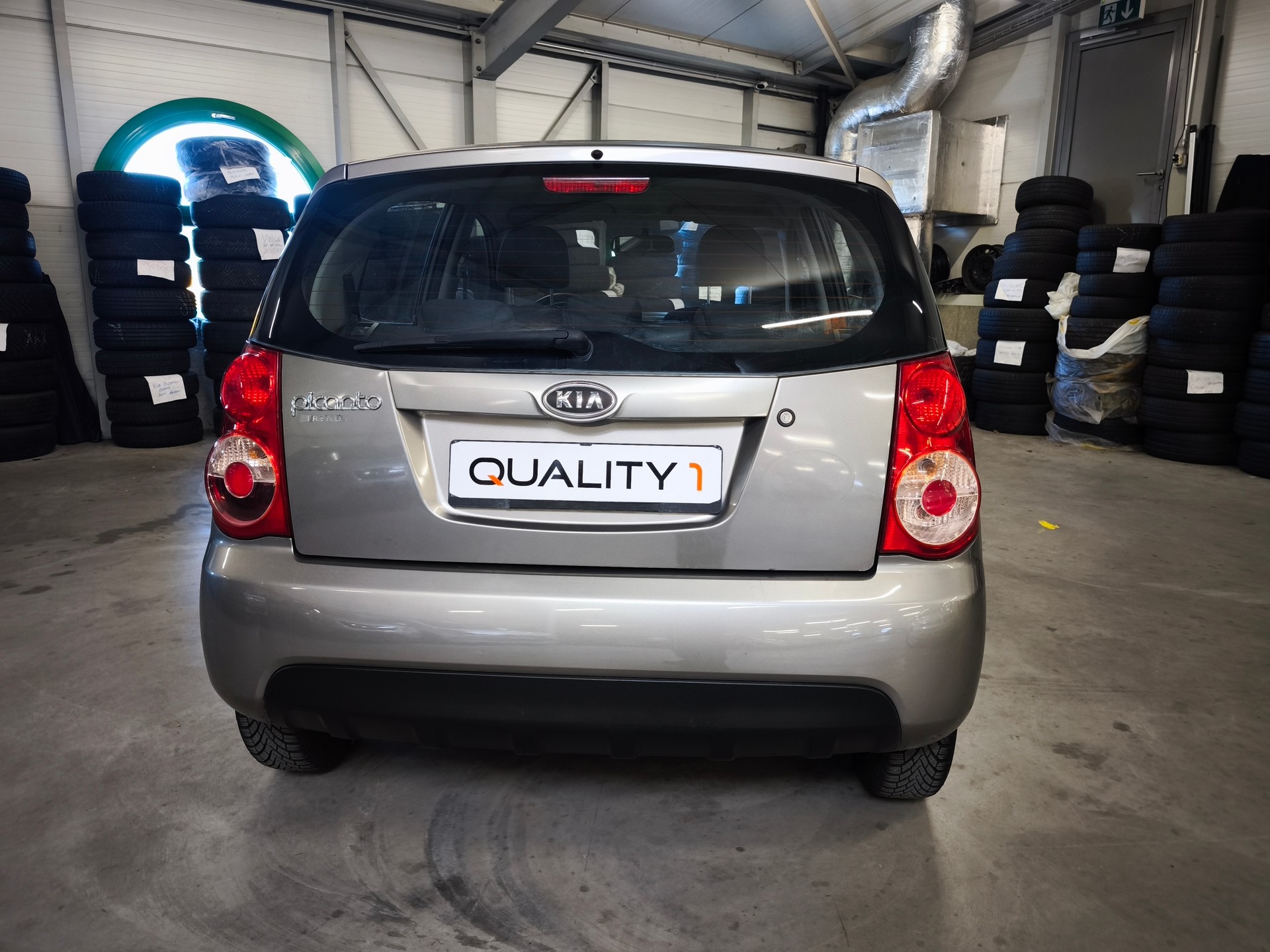KIA Picanto 1.1 Trend-image-3