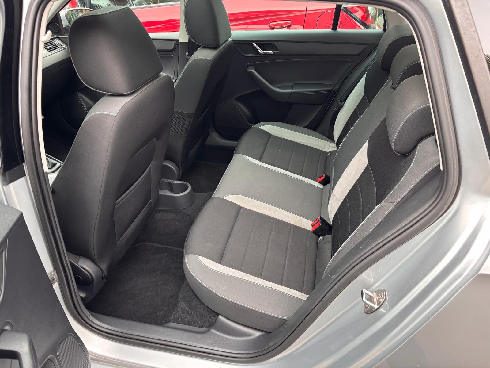 SKODA Rapid Spaceback 1.2 TSI Swiss Joy DSG-image-6