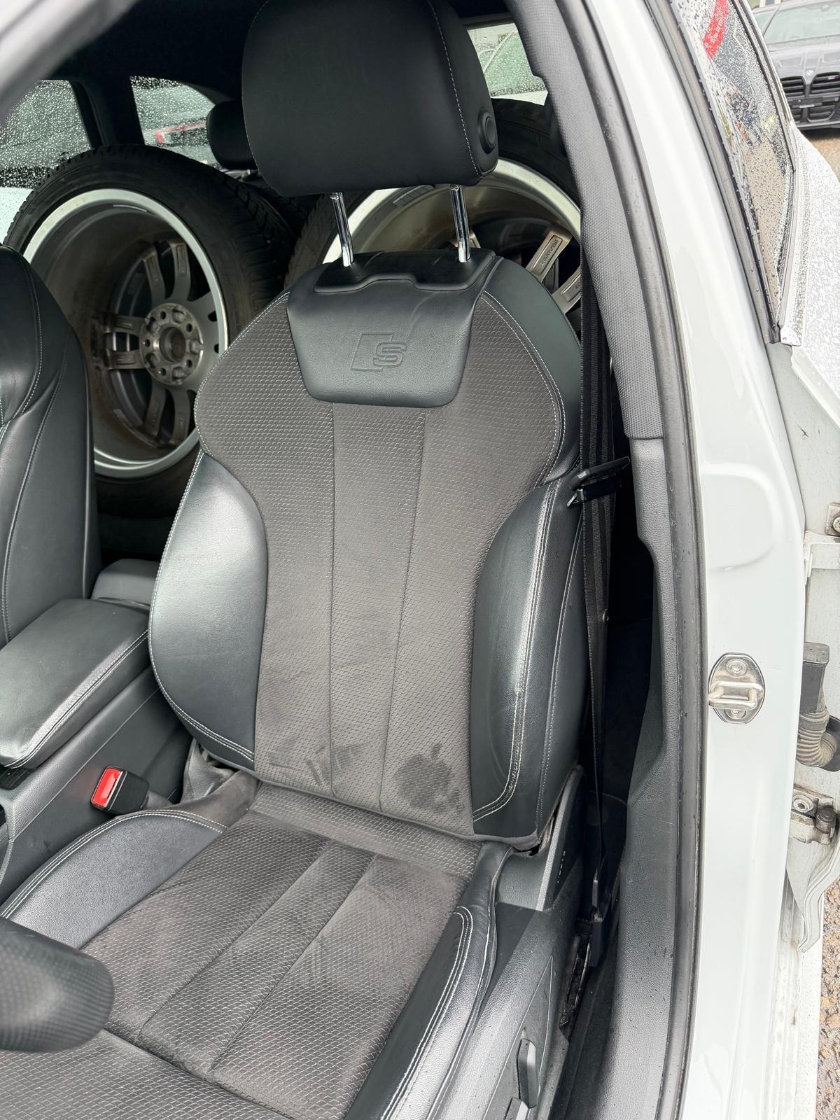 AUDI A4 Avant 3.0 V6 TDI quattro S-Line-image-8