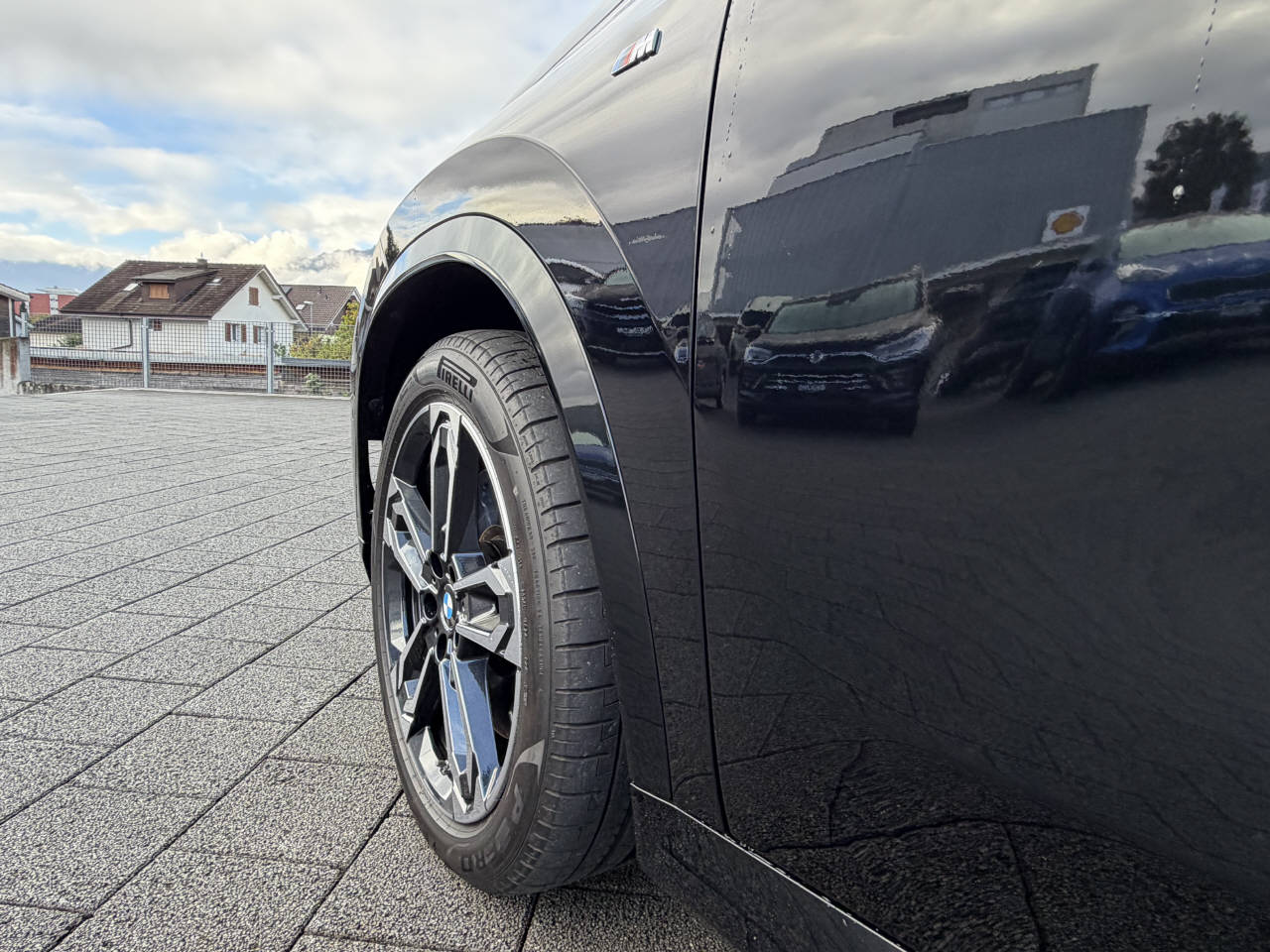 BMW X1 M35i-image-13