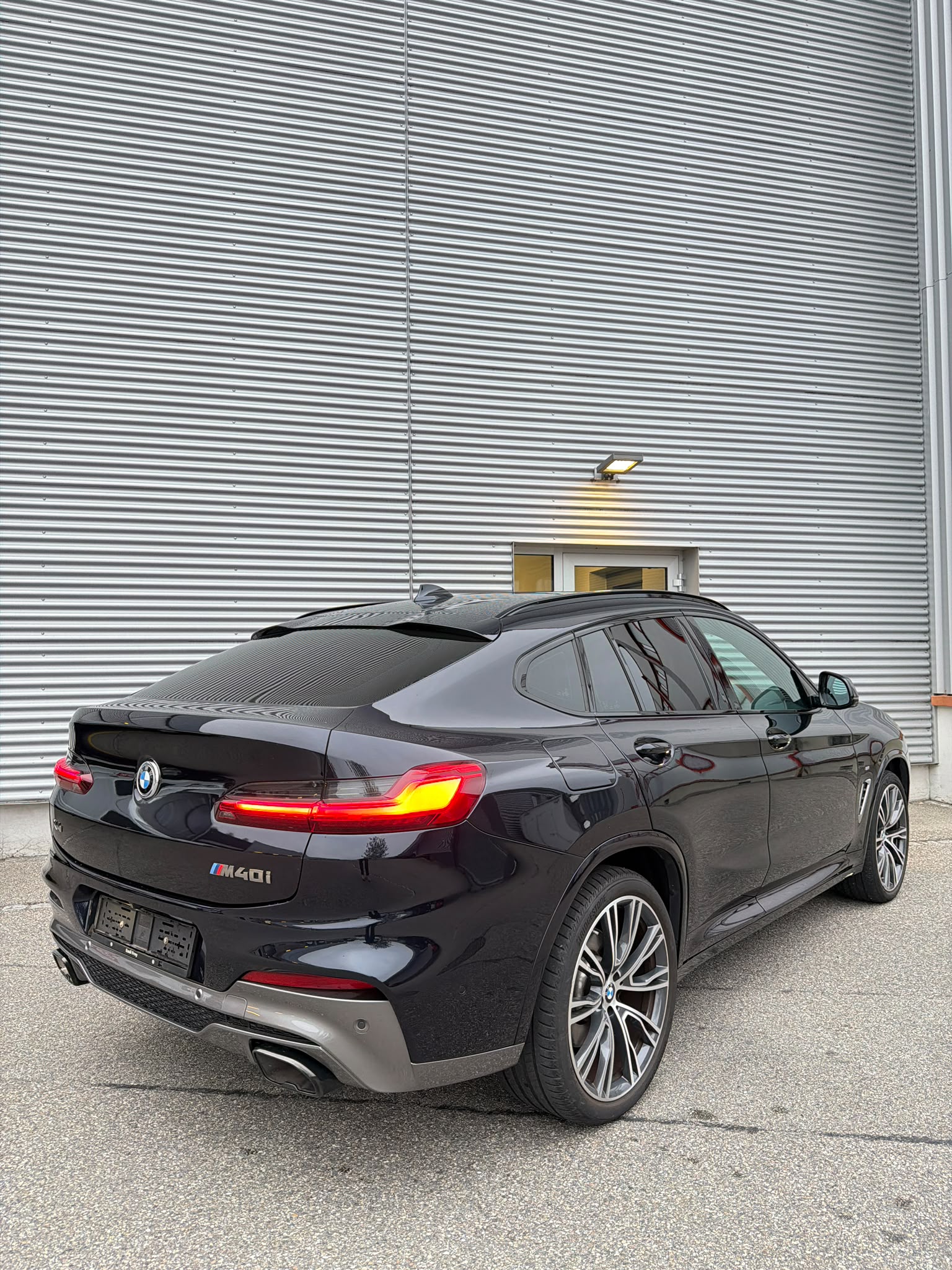 BMW X4 M40i Steptronic-image-12