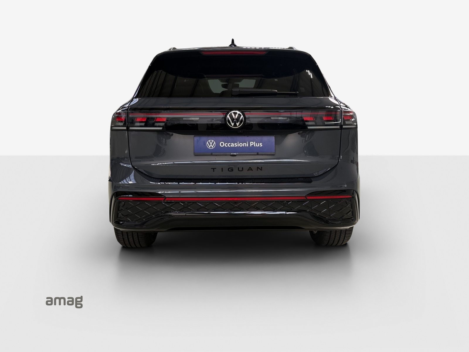 VW Tiguan 2.0 TSI DSG R-Line 4Motion-image-3