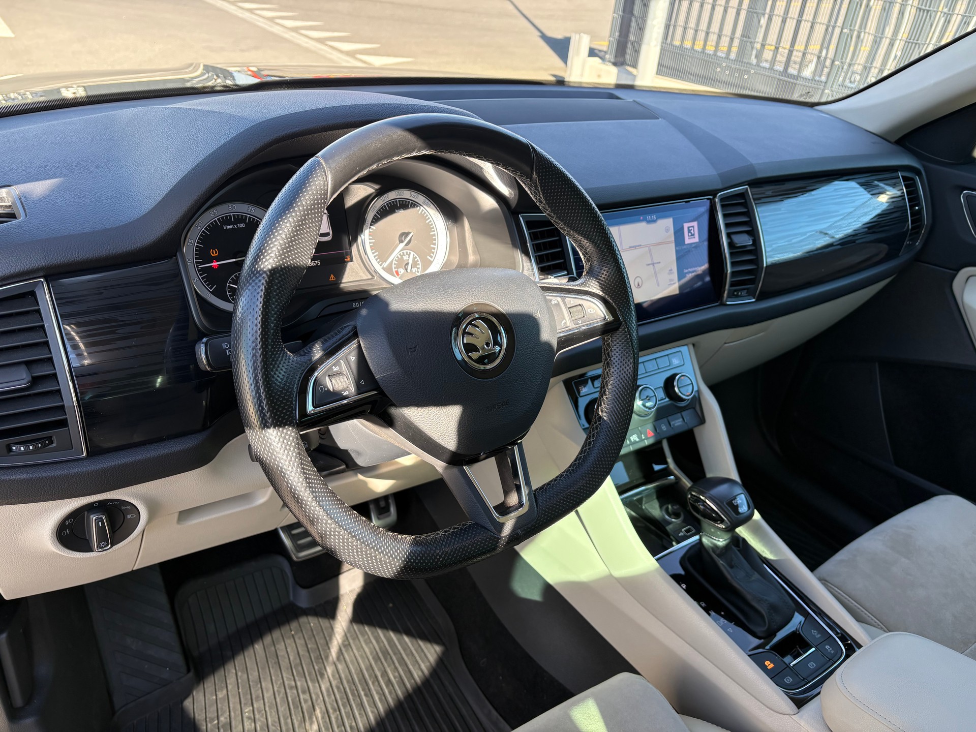 SKODA Kodiaq 2.0 TDI CR Ambition 4x4 DSG-image-9