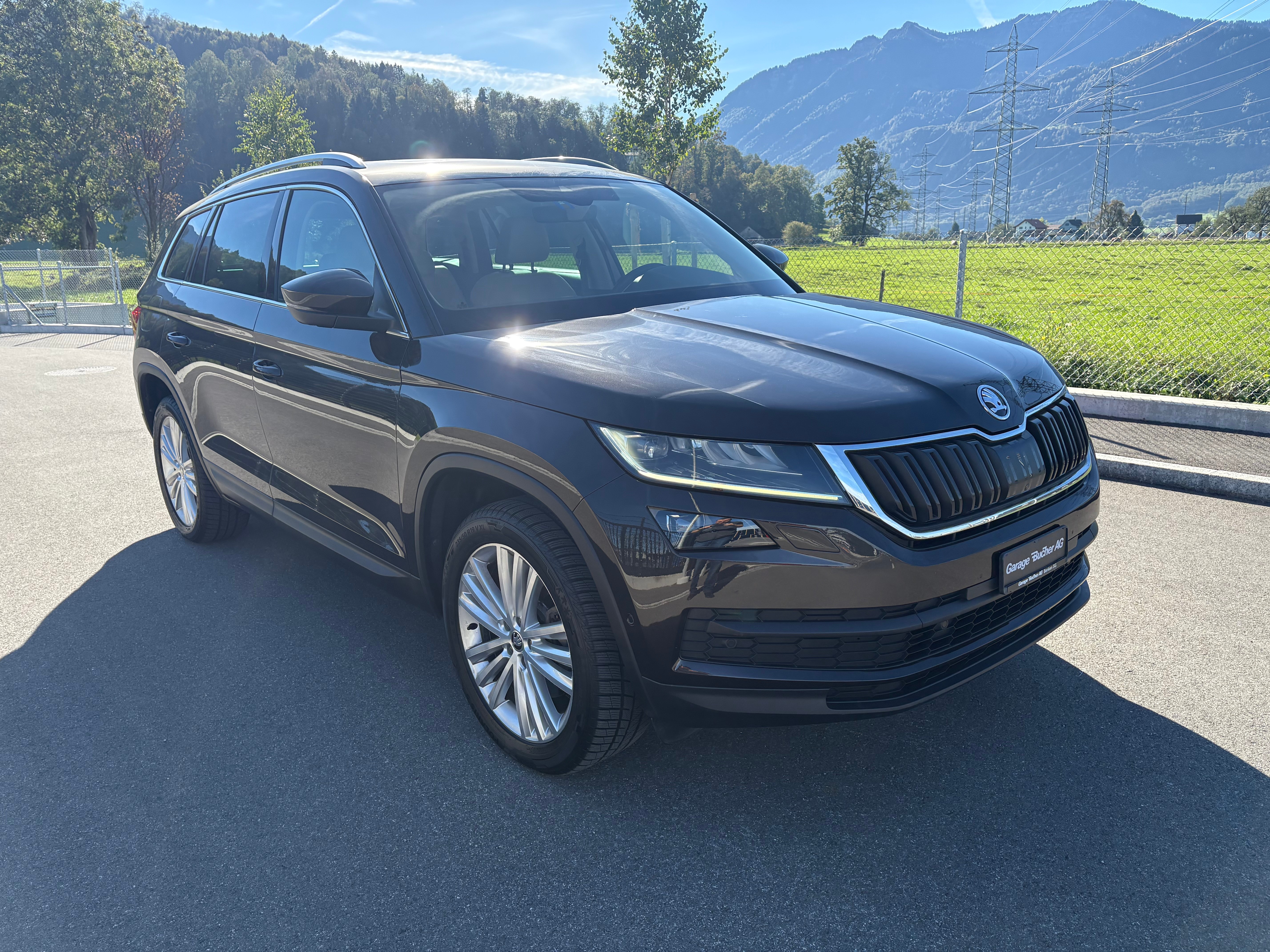 Car photo