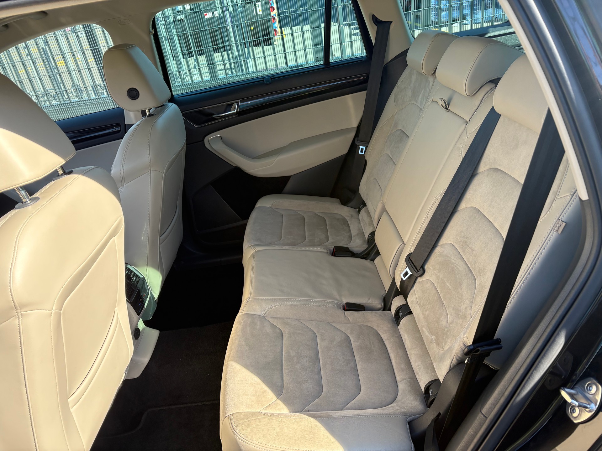 SKODA Kodiaq 2.0 TDI CR Ambition 4x4 DSG-image-11