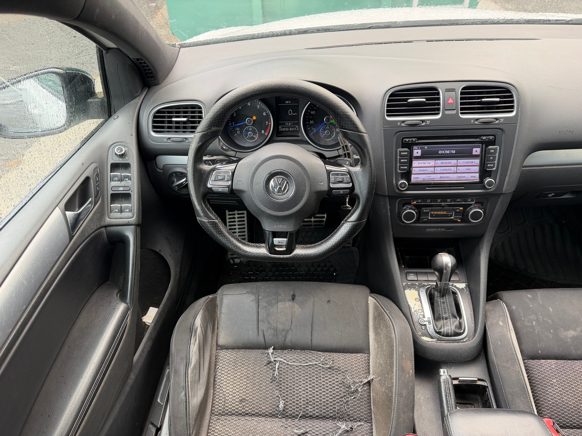 VW Golf 2.0 TSI R 4Motion DSG-image-8