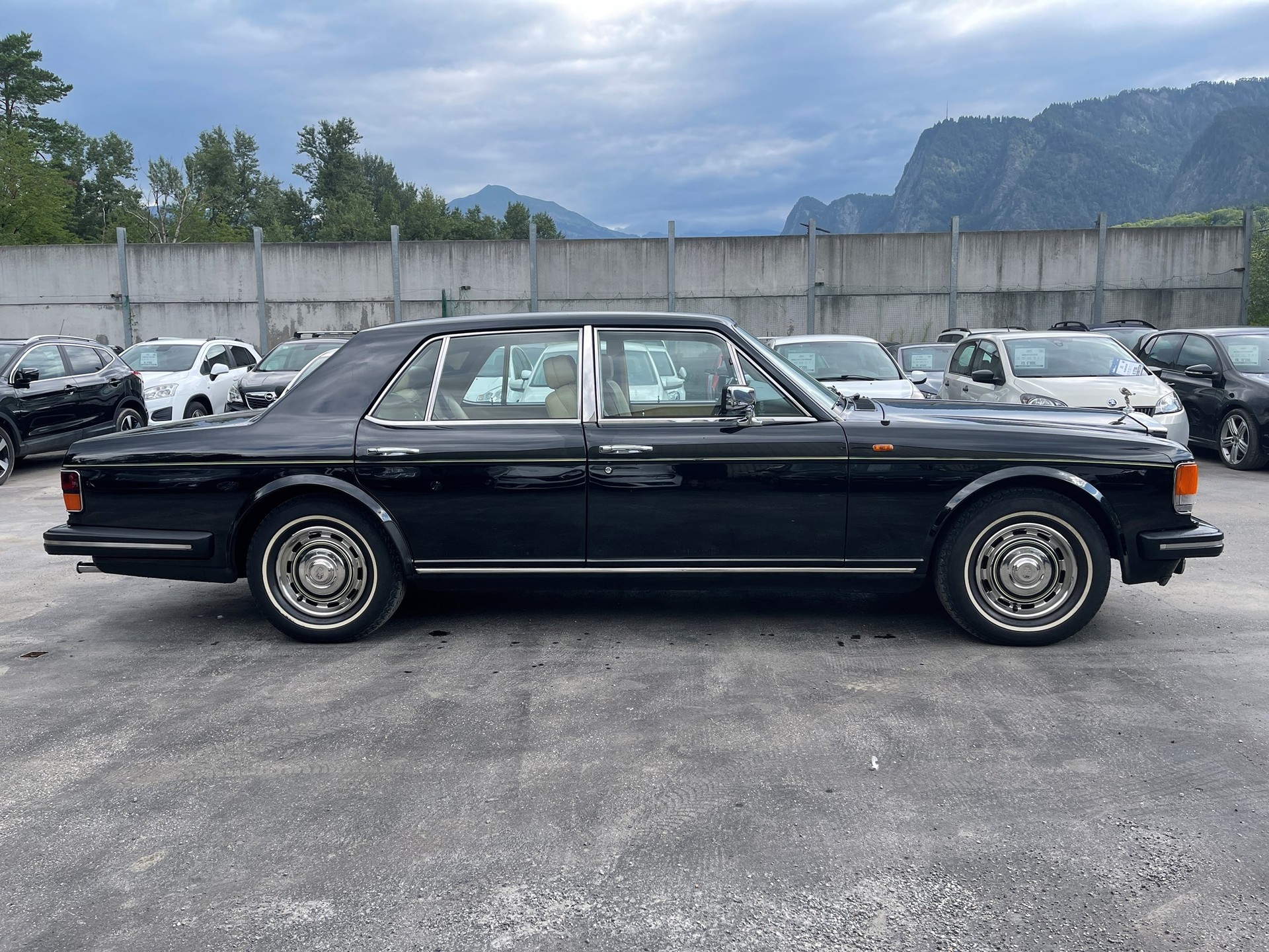 ROLLS-ROYCE Silver Spirit-image-2