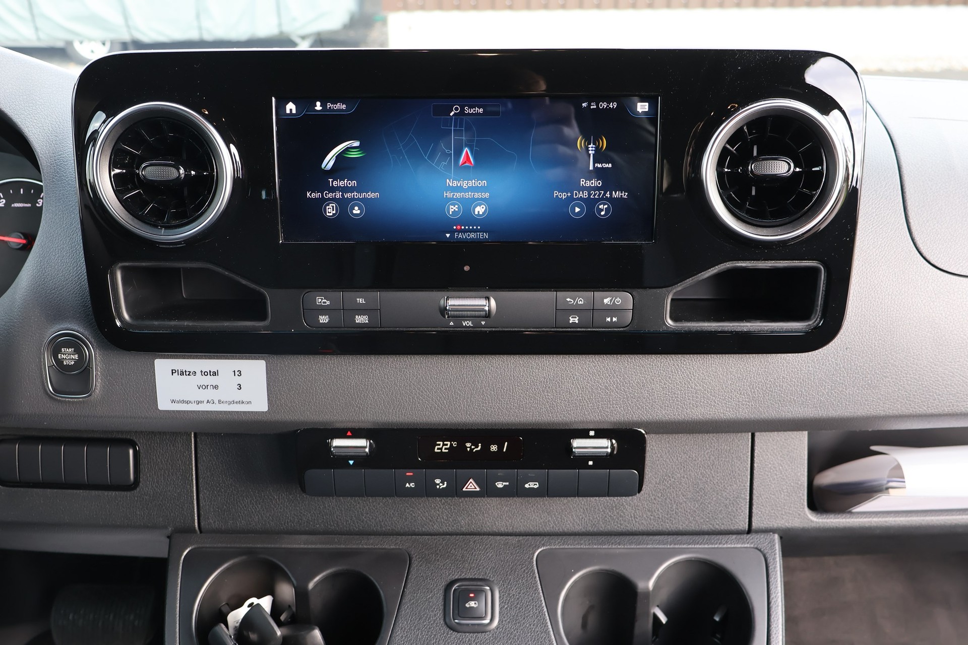 MERCEDES-BENZ Sprinter 319 CDI Lang 9G-TRONIC 4x4-image-15