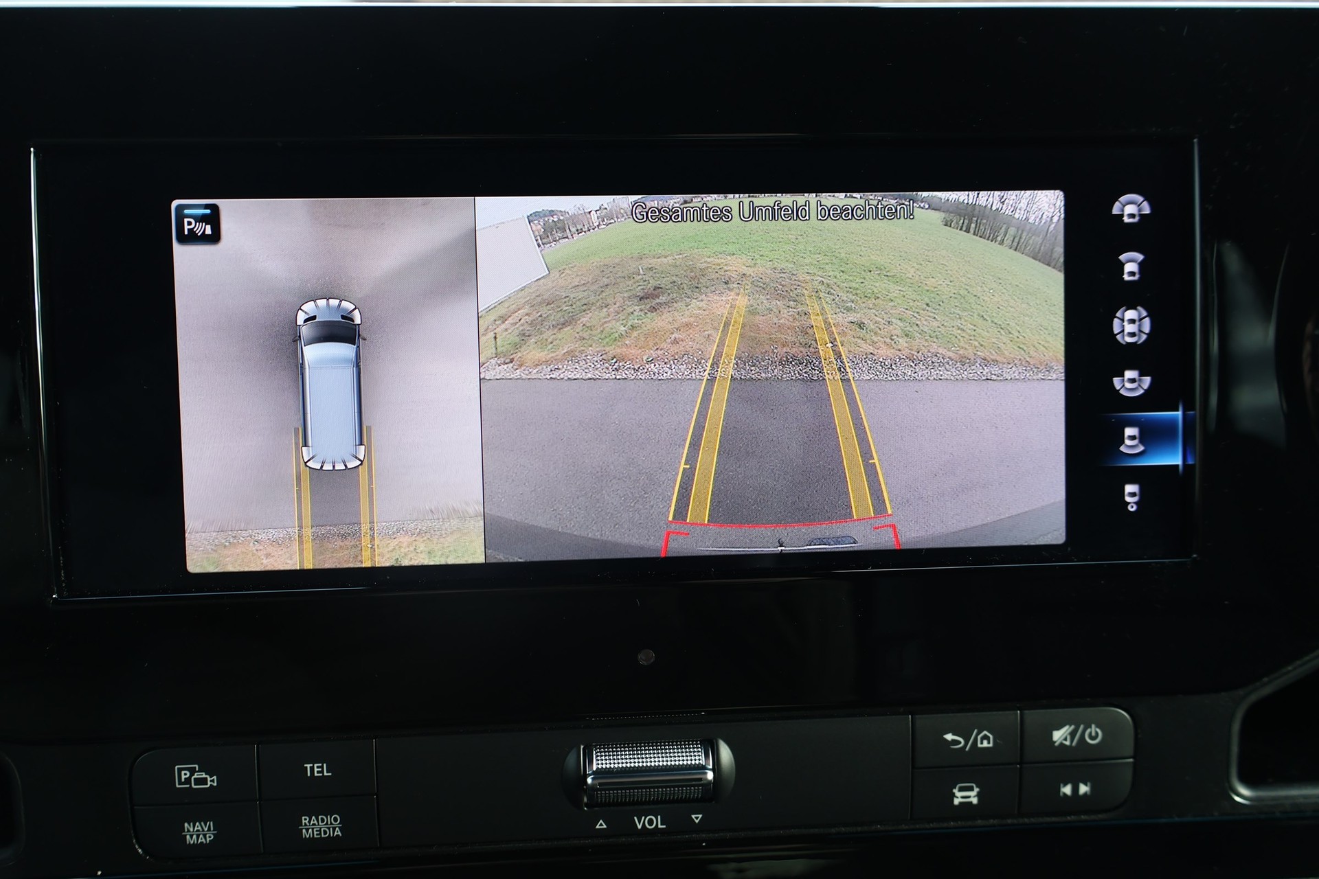 MERCEDES-BENZ Sprinter 319 CDI Lang 9G-TRONIC 4x4-image-17