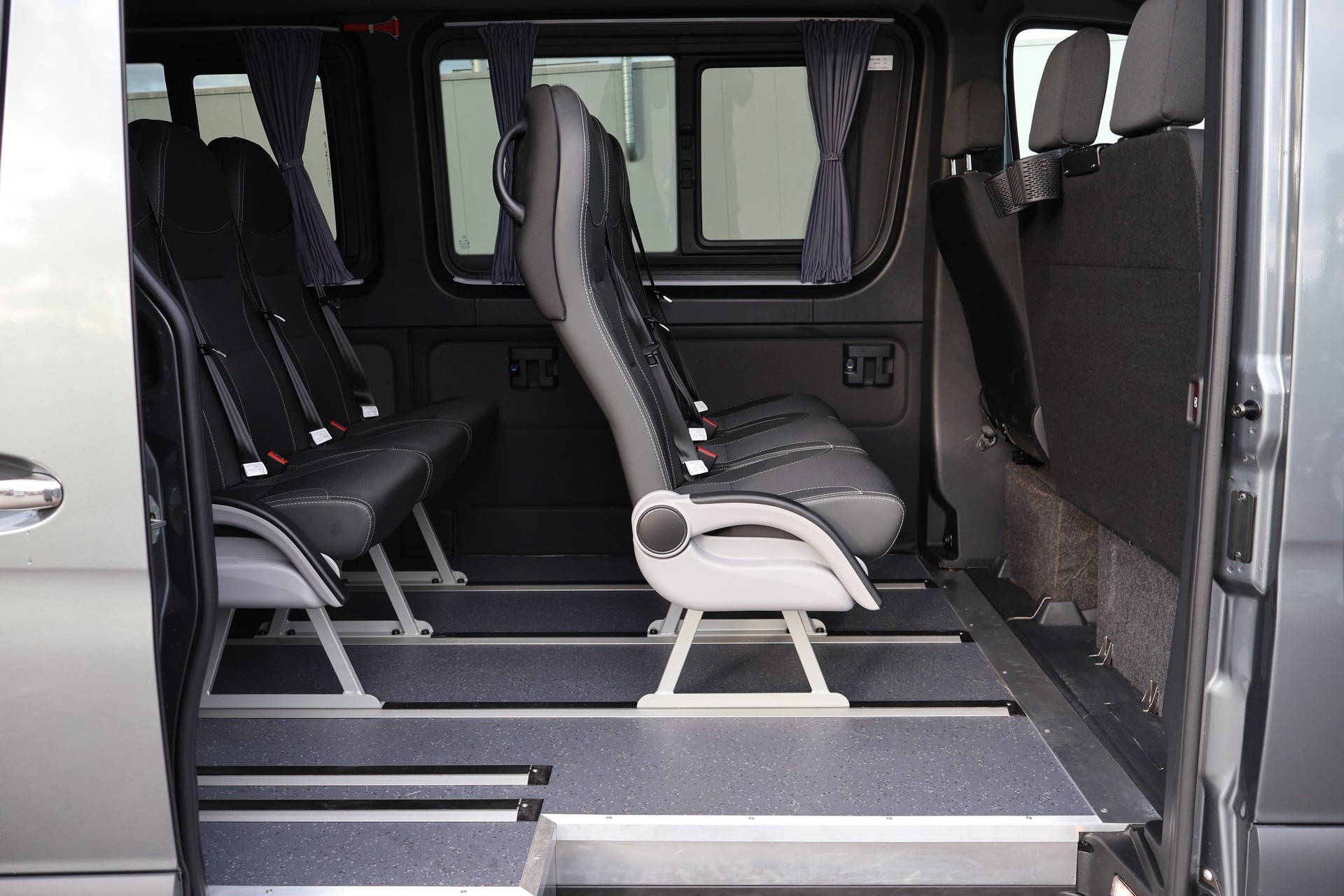 MERCEDES-BENZ Sprinter 319 CDI Lang 9G-TRONIC 4x4-image-20