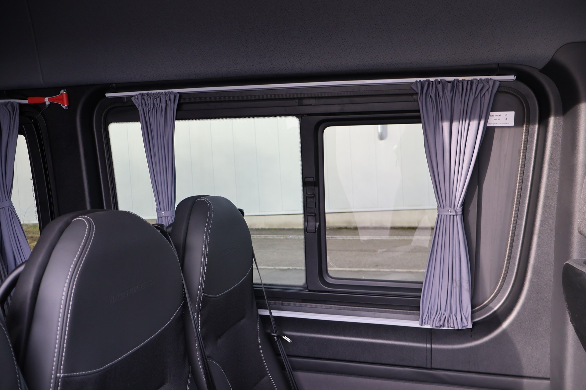 MERCEDES-BENZ Sprinter 319 CDI Lang 9G-TRONIC 4x4-image-22