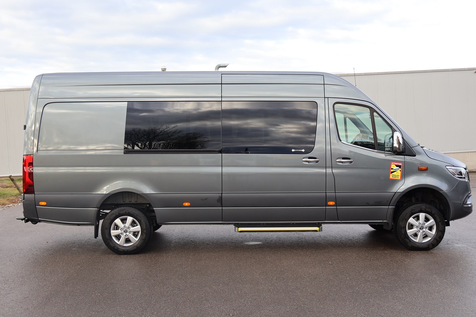 MERCEDES-BENZ Sprinter 319 CDI Lang 9G-TRONIC 4x4-image-5