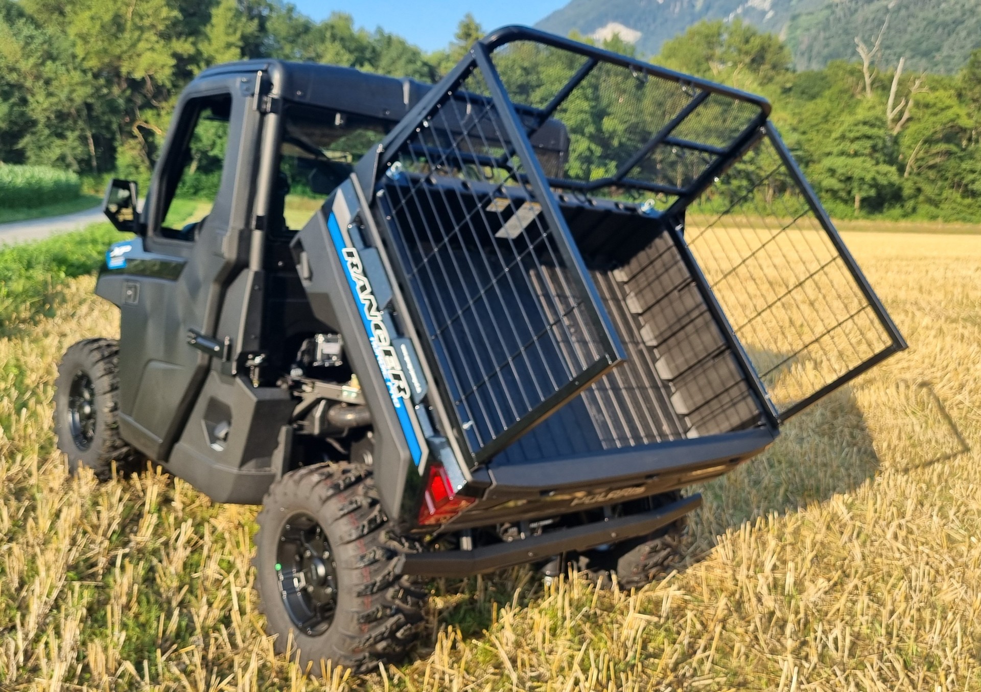 POLARIS Ab MFK mit T1b Traktor-showroom-element-1