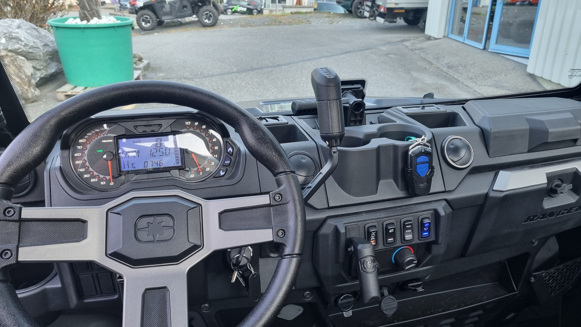 POLARIS Ab MFK mit T1b Traktor-image-8