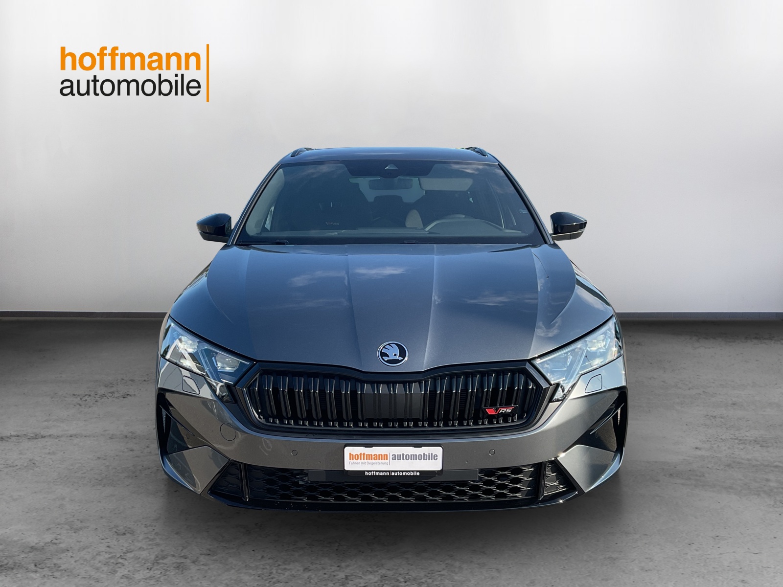 SKODA Octavia Combi 2.0 TSI DSG RS-image-1