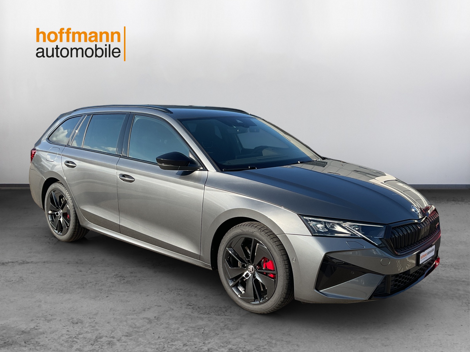 SKODA Octavia Combi 2.0 TSI DSG RS-image-2