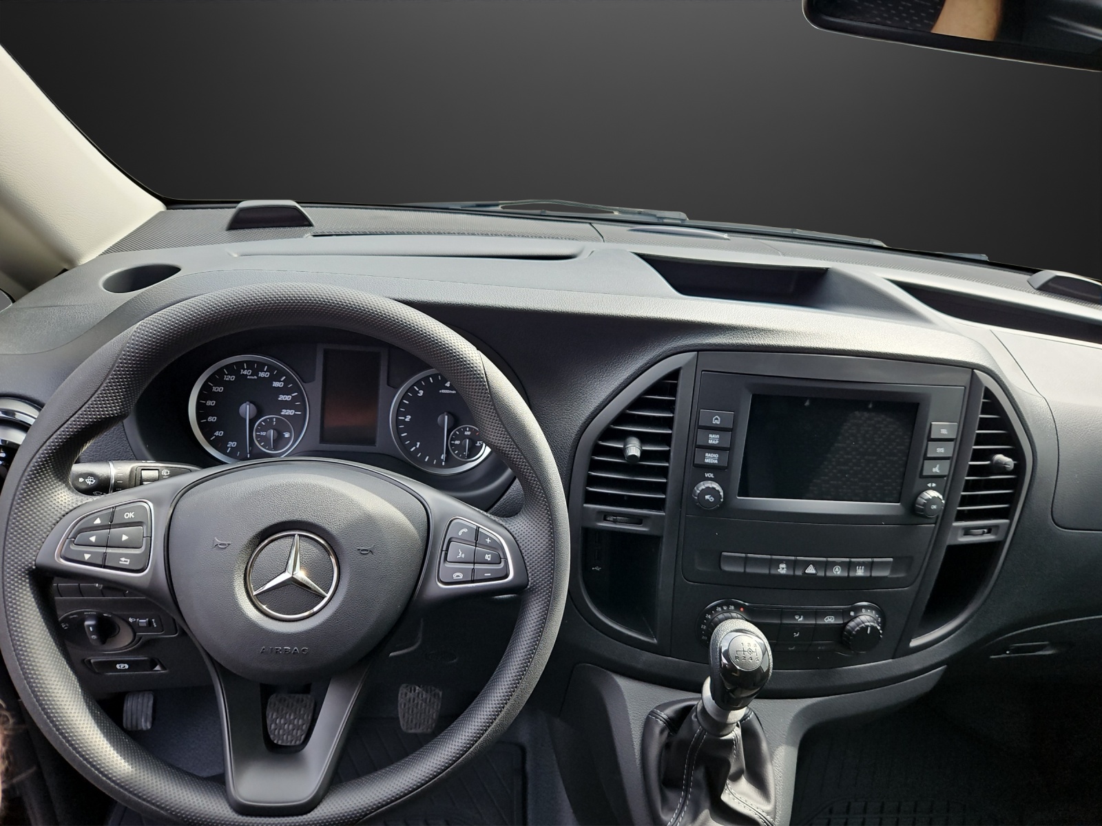MERCEDES-BENZ Vito 114 CDI Lang Base-image-8
