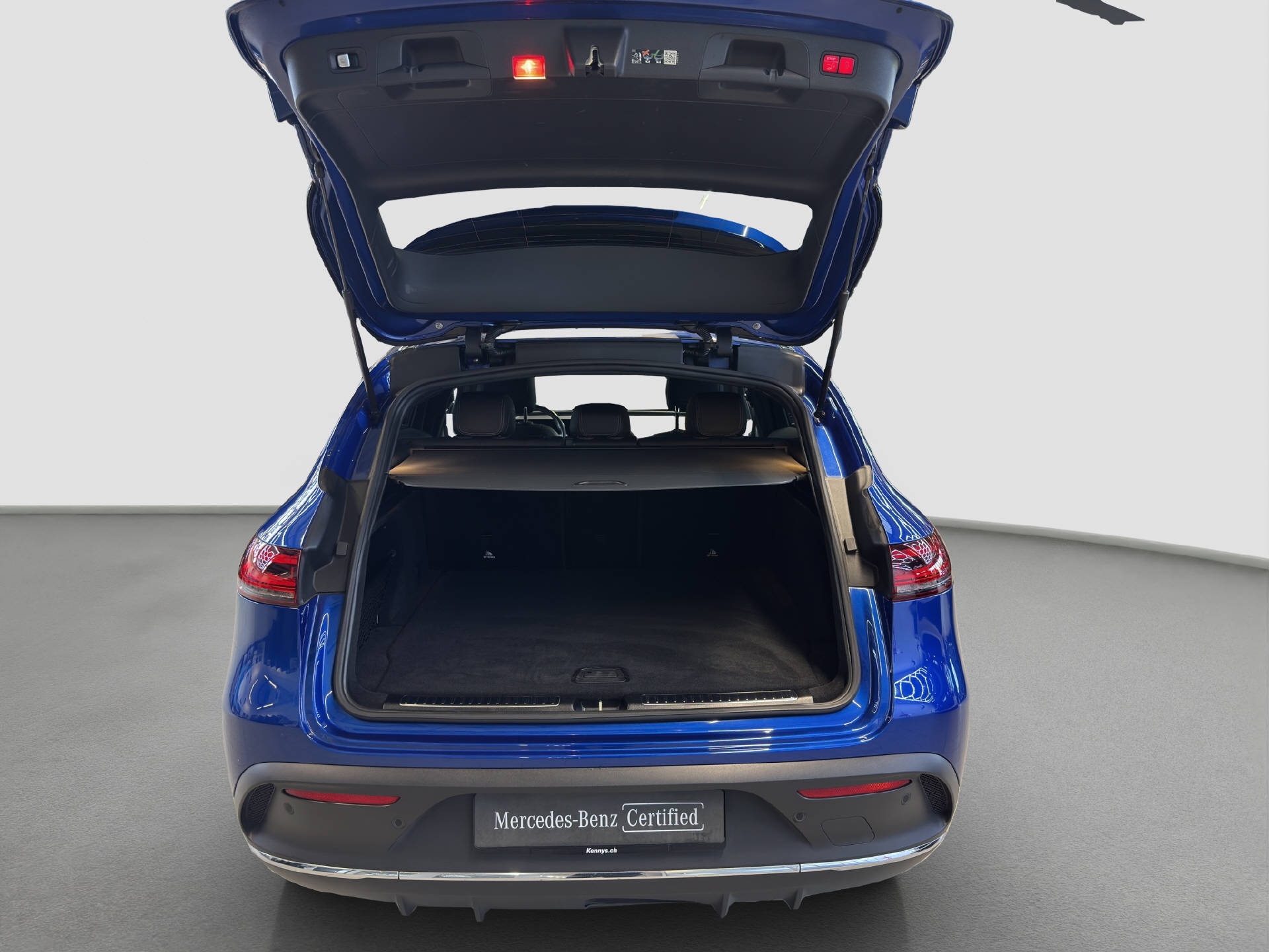 MERCEDES-BENZ EQC 400 AMG Line 4MATIC-image-14