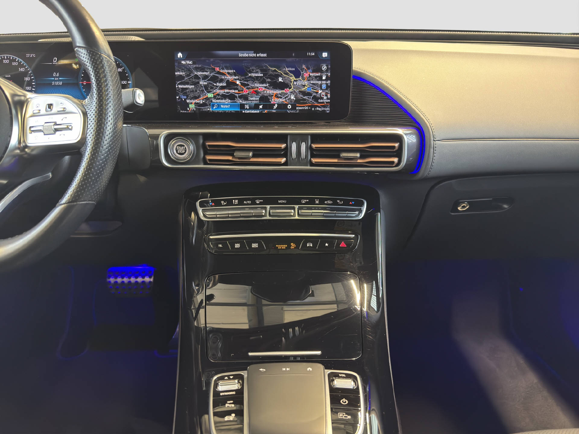 MERCEDES-BENZ EQC 400 AMG Line 4MATIC-image-9