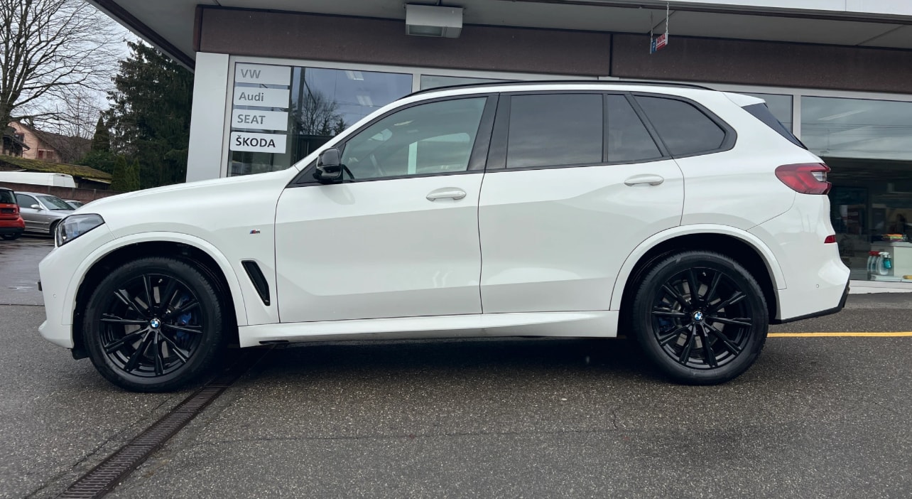 BMW X5 xDrive 48V 40d M Sport 7-Sitzer CH-Auto Leasingaktion 3.97%-image-0