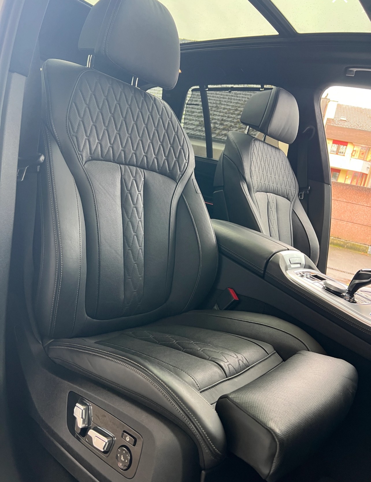 BMW X5 xDrive 48V 40d M Sport 7-Sitzer CH-Auto Leasingaktion 3.97%-image-13