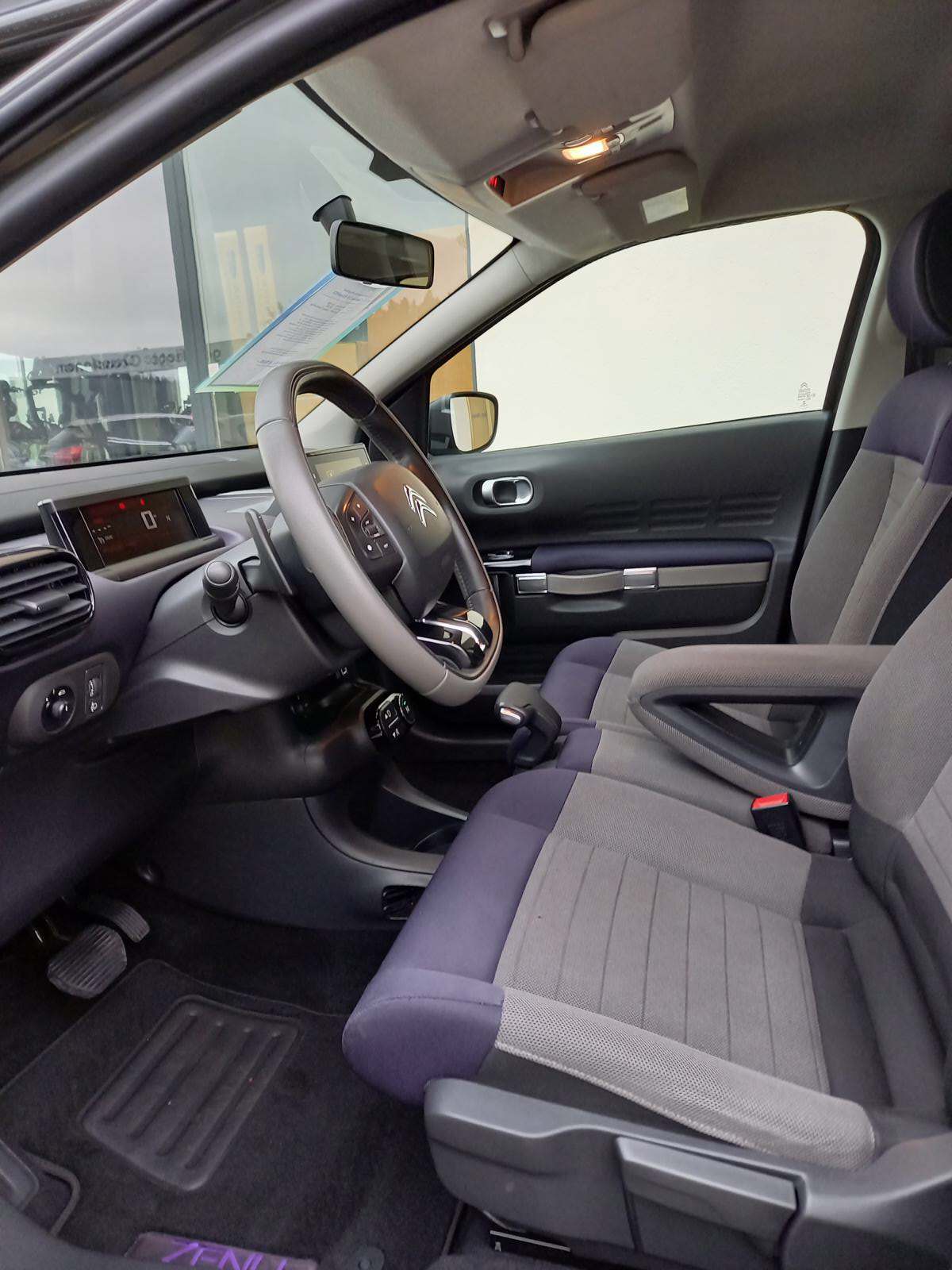 CITROEN C4 Cactus 1.6 BlueHDi Feel ETG6-image-10