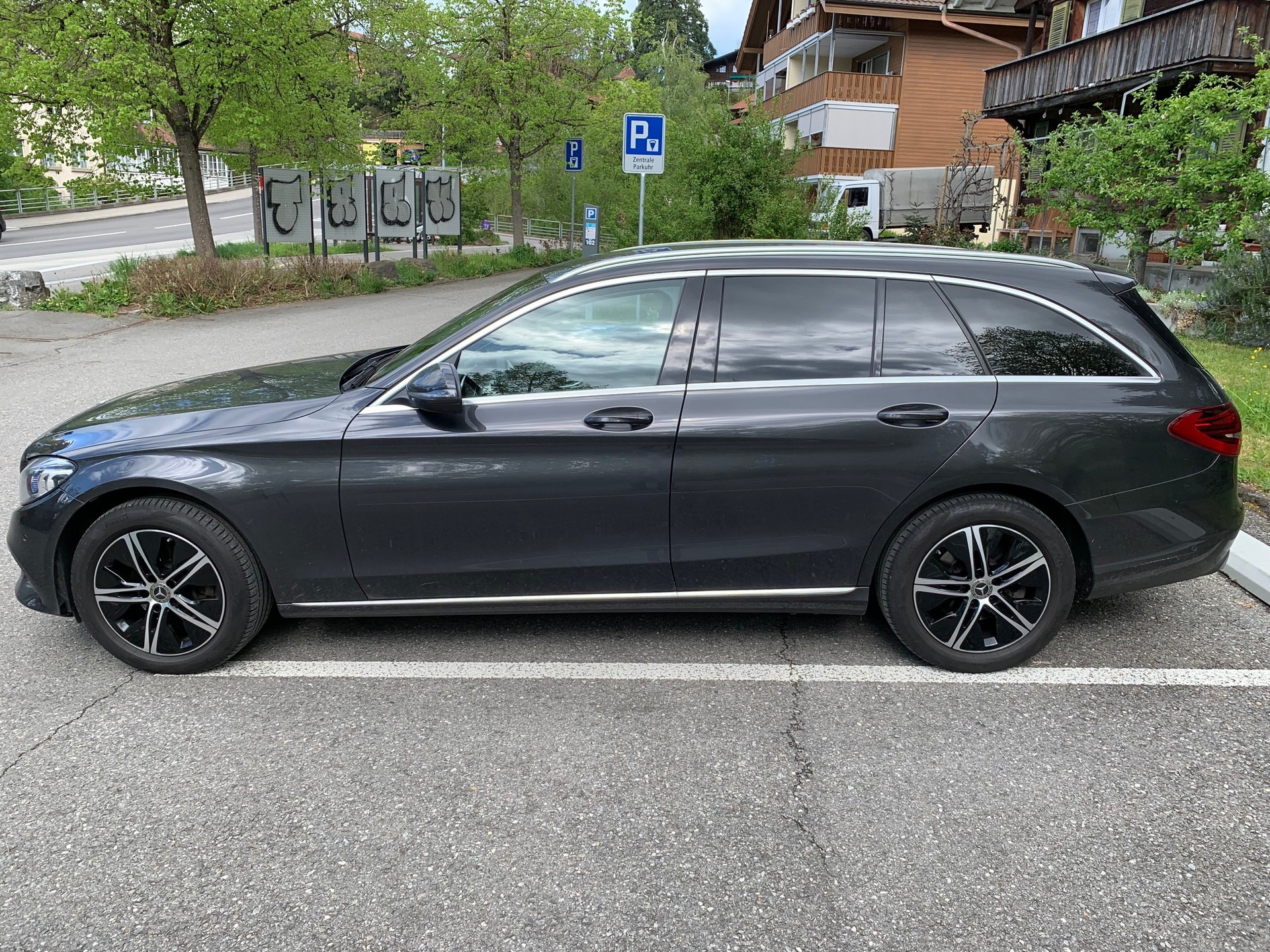 MERCEDES-BENZ C 220 d Swiss Star 4M 9G-Tronic-image-1