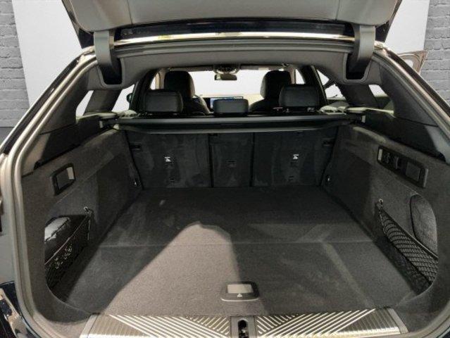BMW 520d xDrive Touring-image-19